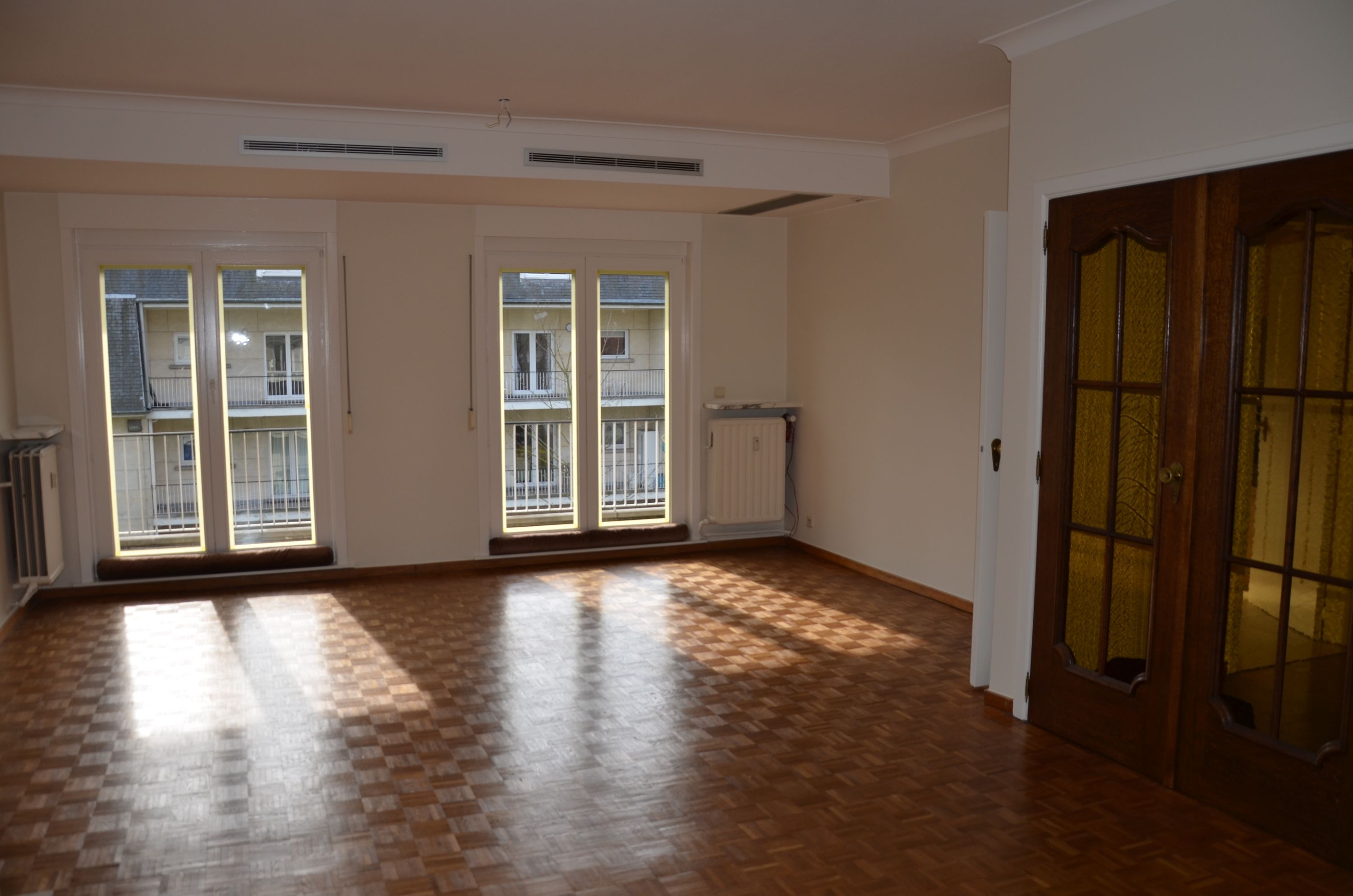 Duplex in een groene tuin - foto 4