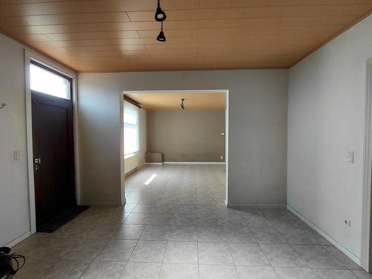 Te renoveren woning op gunstige locatie - foto 3