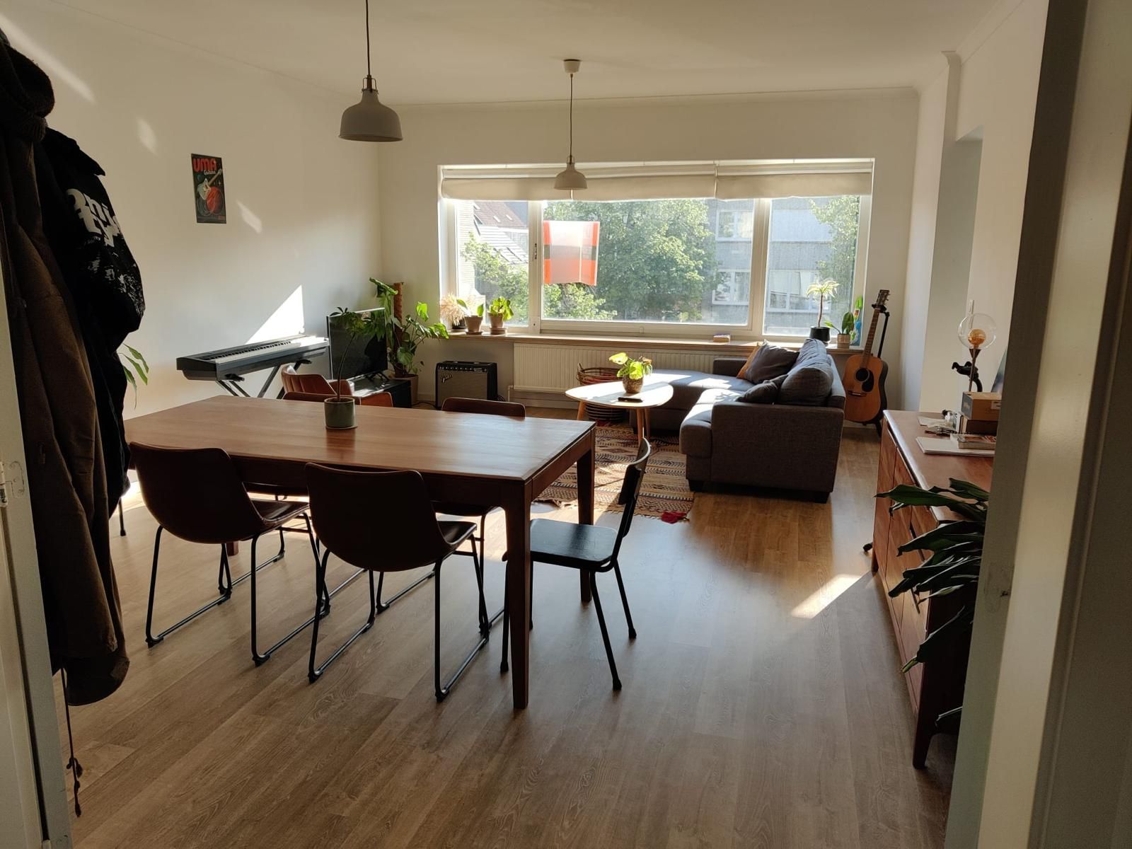 Instapklaar 2-slaapkamerappartement te Kortrijk - foto 2