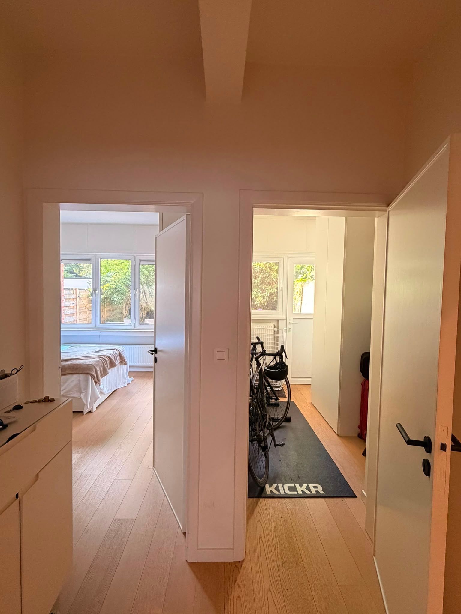 Gelijkvloers 2 slaapkamers appartement met tuin van 110 m², gerenoveerd in 2020 - foto 5