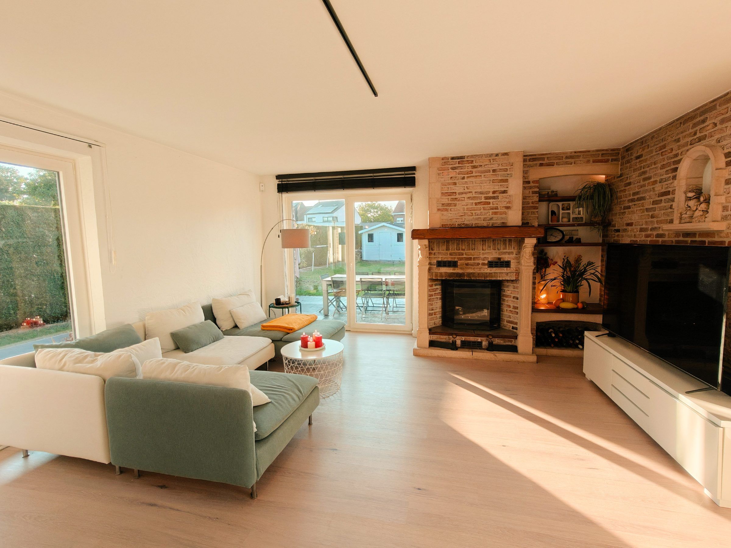 Lichtrijke instapklare villa in landelijke omgeving met tuin, garage en 4SLPK. - foto 6