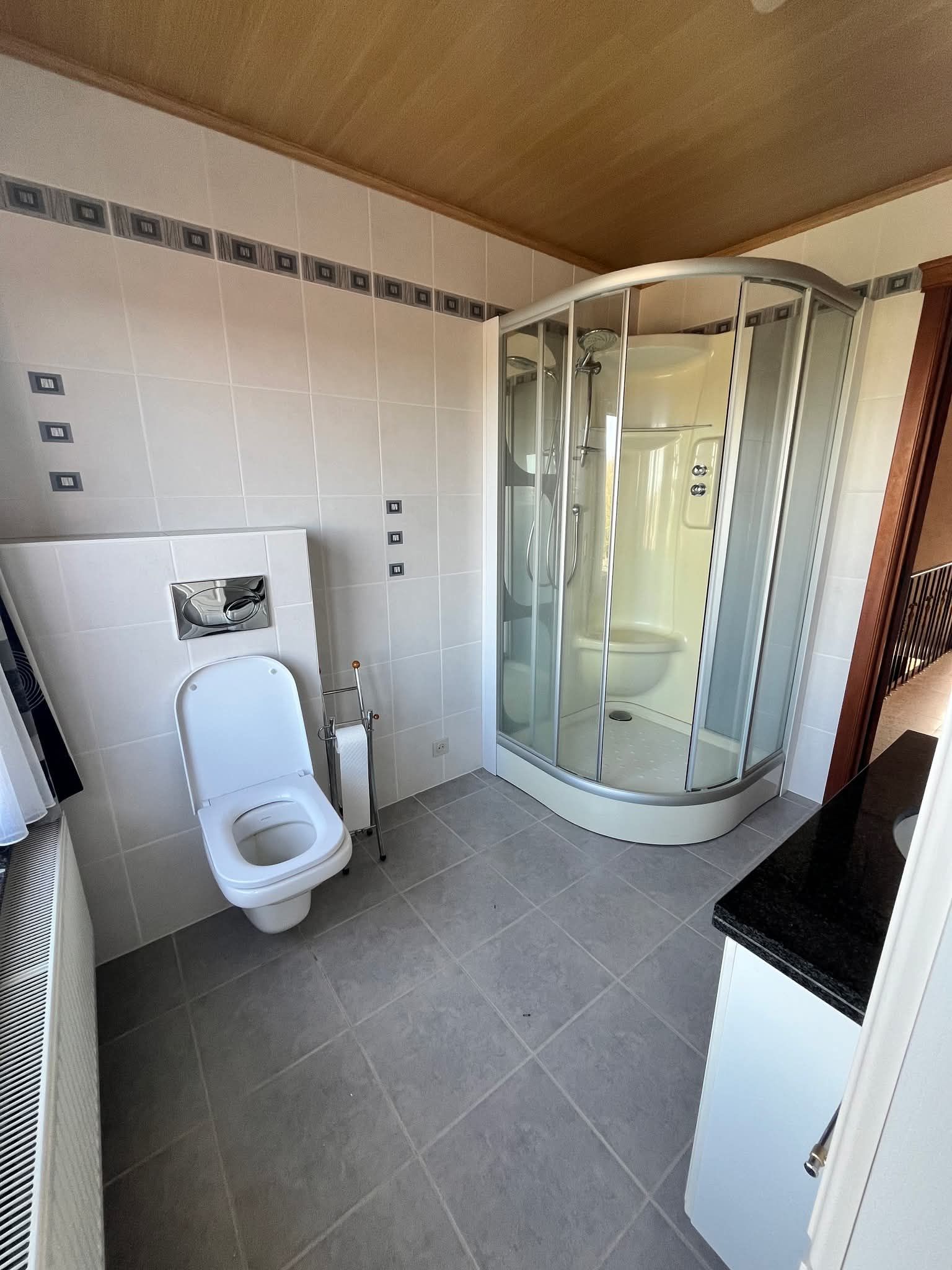 Mooie goed gelegen en onderhouden halfopen woning met zonnige tuinin Leffinge  - foto 10