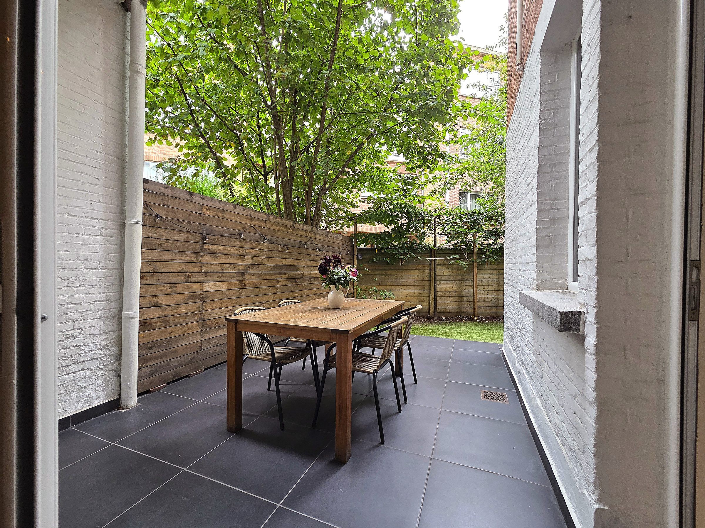 Instapklaar appartement met 2 slaapkamers en gezellige tuin - foto 9