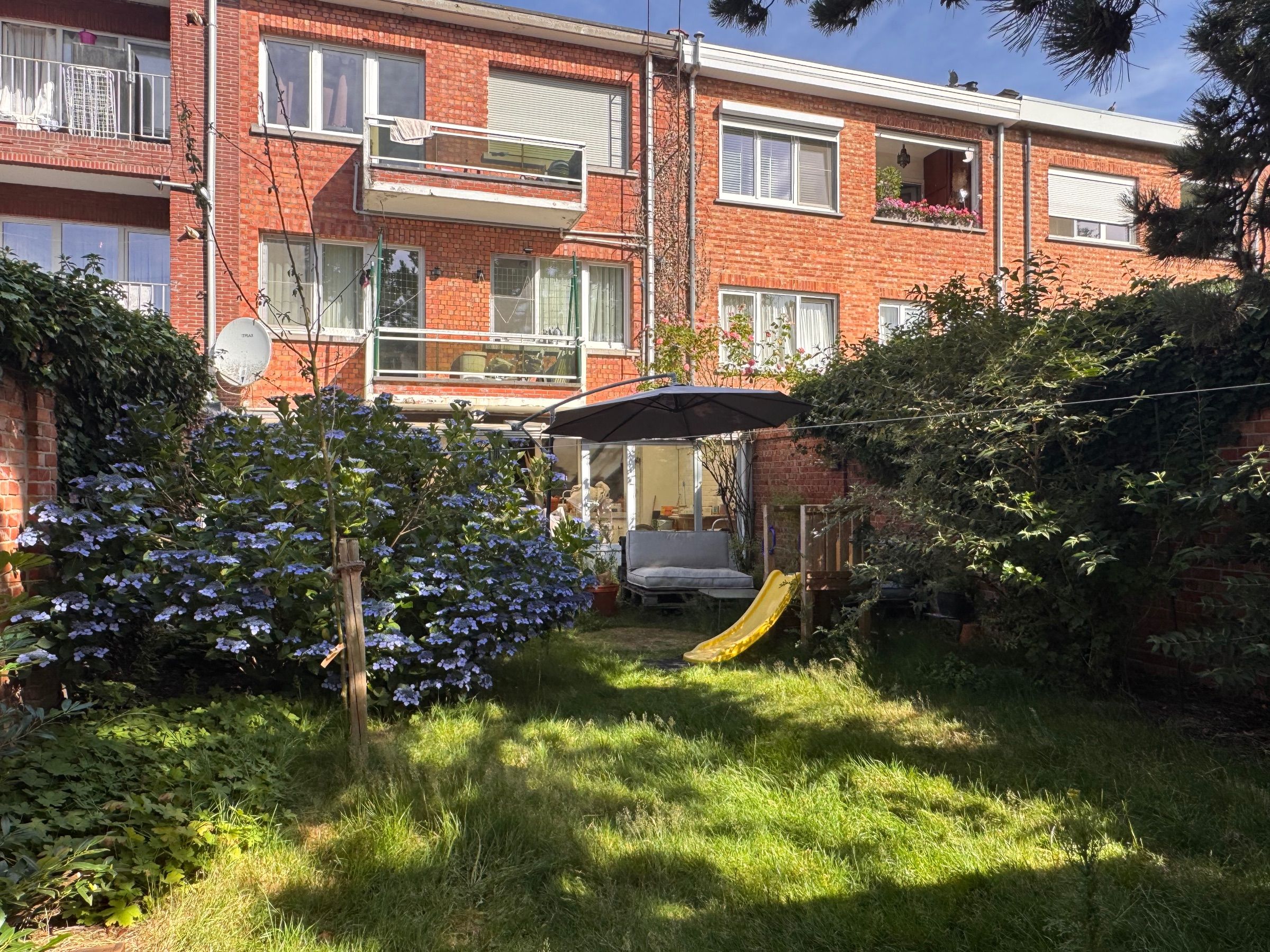 Gelijkvloersappartement met zonnige tuin te Antwerpen - foto 10
