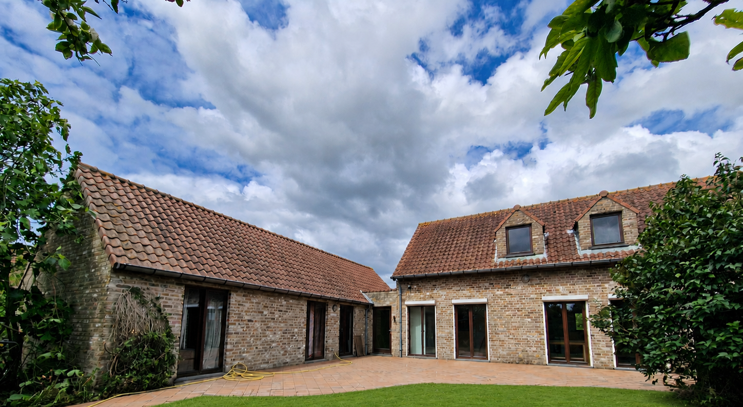 Herbouwde vergunde hoeve. Prachtig gelegen. - foto 4
