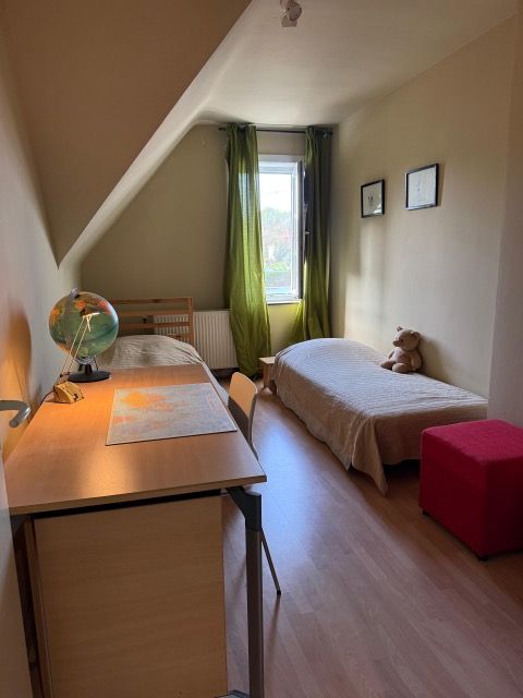 Prachtige centraal gelegen woning, halfopen bebouwing. 3 slpk,airco,zonnepanelen - foto 8