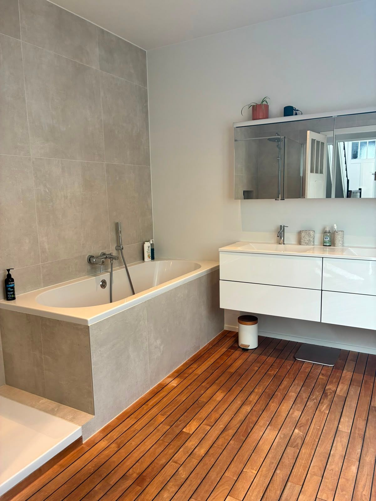 Ruime instapklare woning met 4 slaapkamers en mooie tuin - foto 5