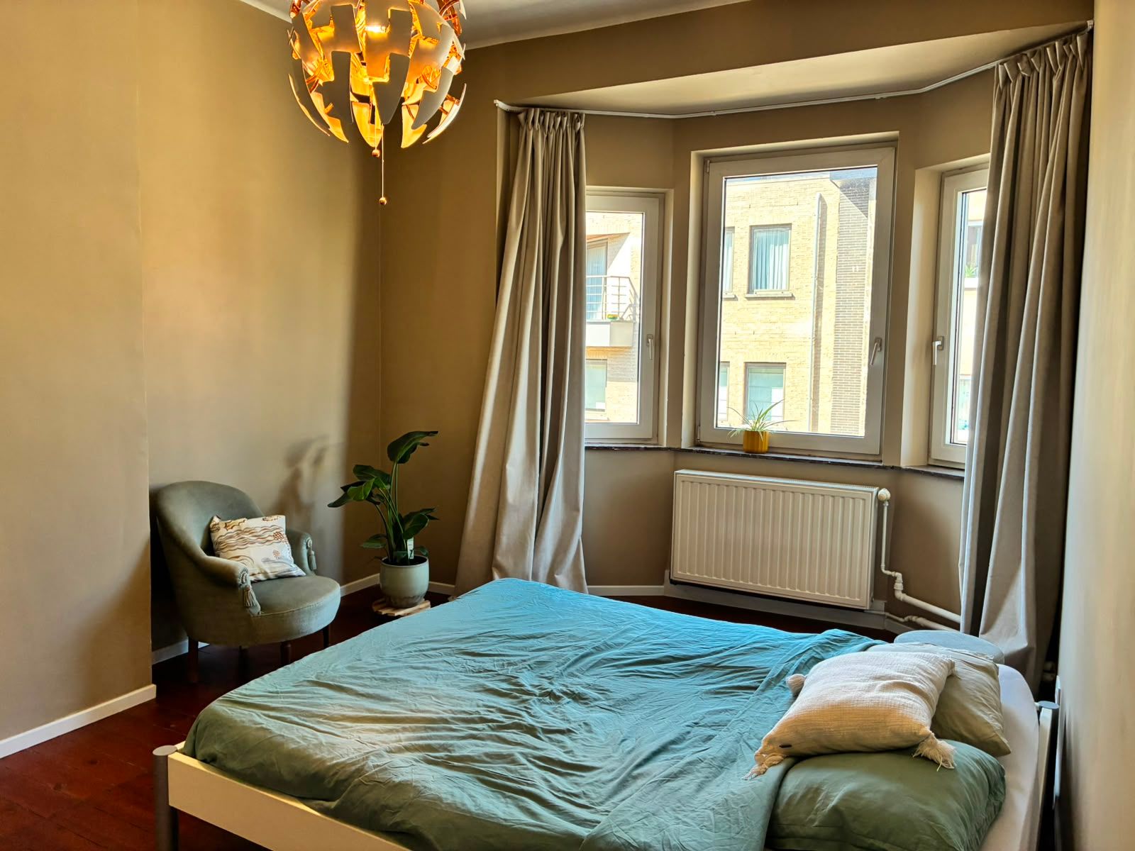 Ruime instapklare woning met 4 slaapkamers en mooie tuin - foto 6