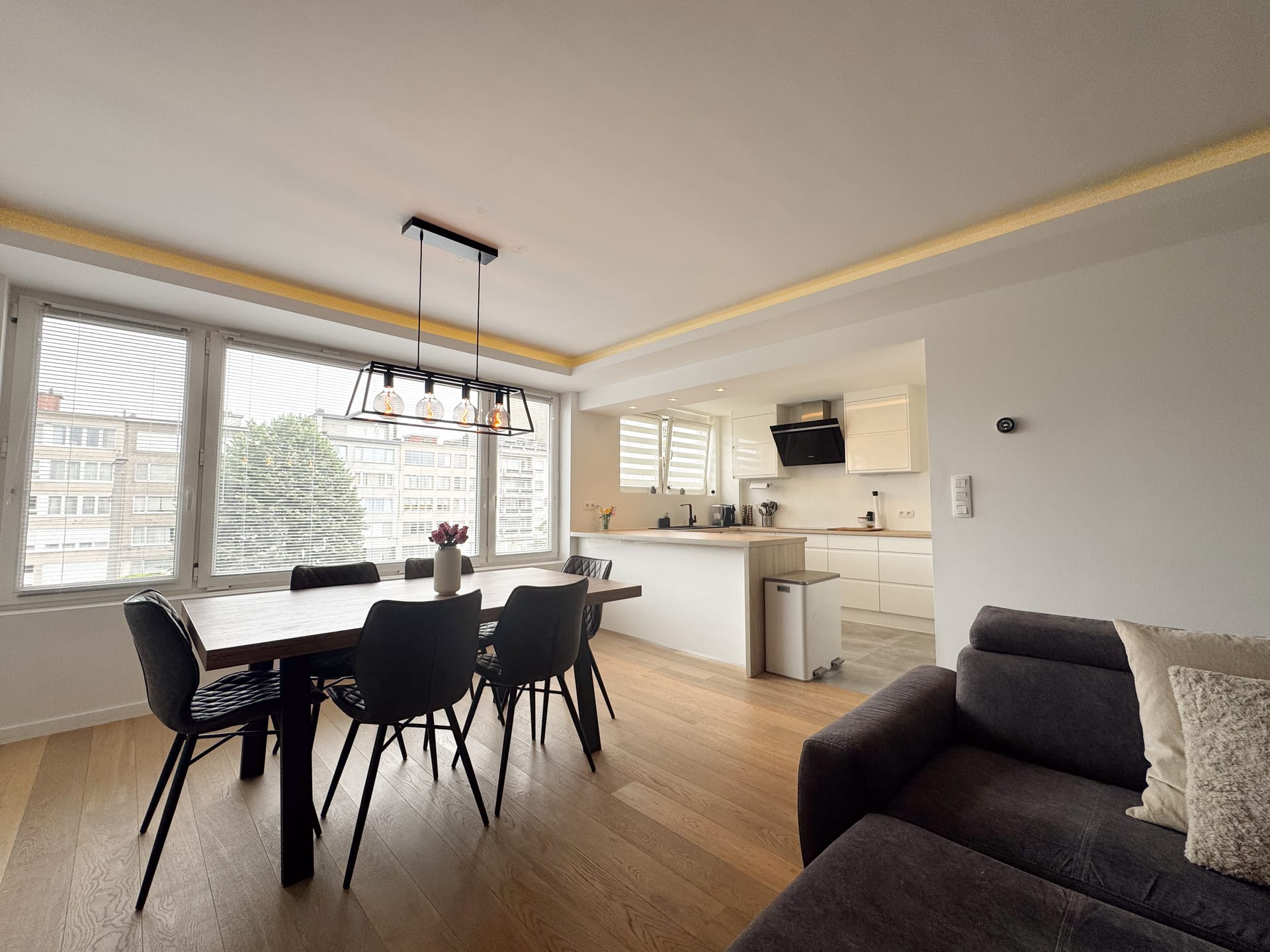 Instapklaar appartement met 2 slpk, airco en terras - foto 4