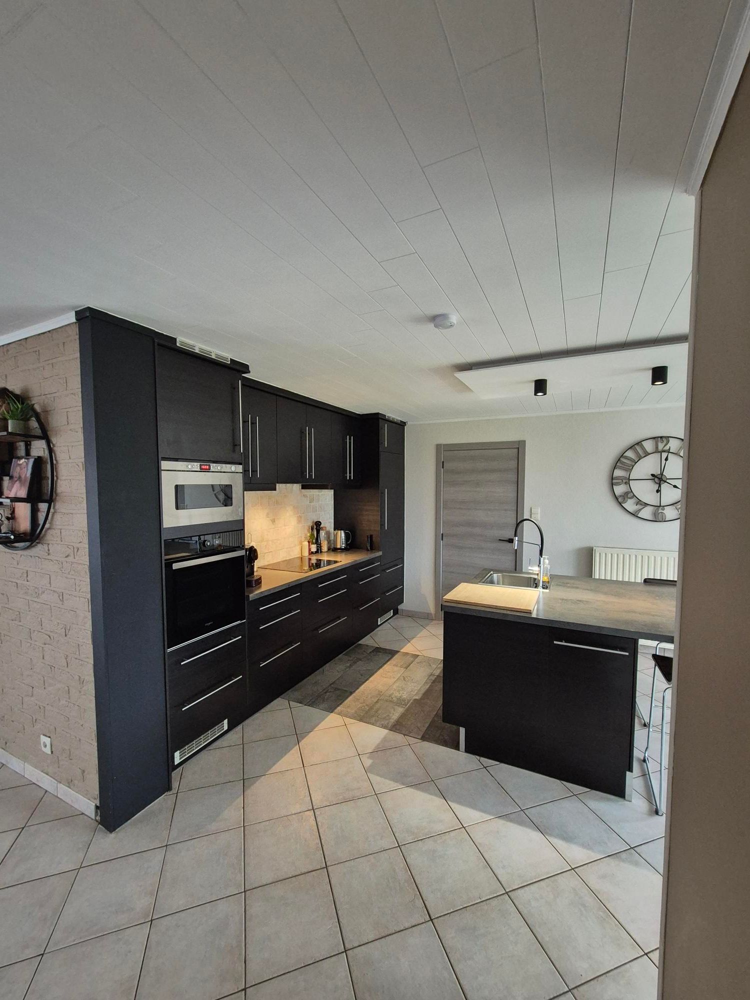 Instapklare woning met 4 slpk's en royale tuin met terras - foto 7