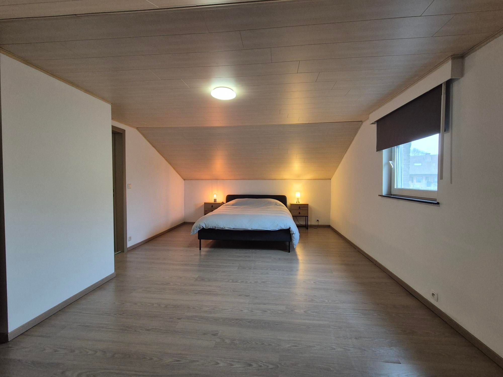 Instapklare woning met 4 slpk's en royale tuin met terras - foto 15