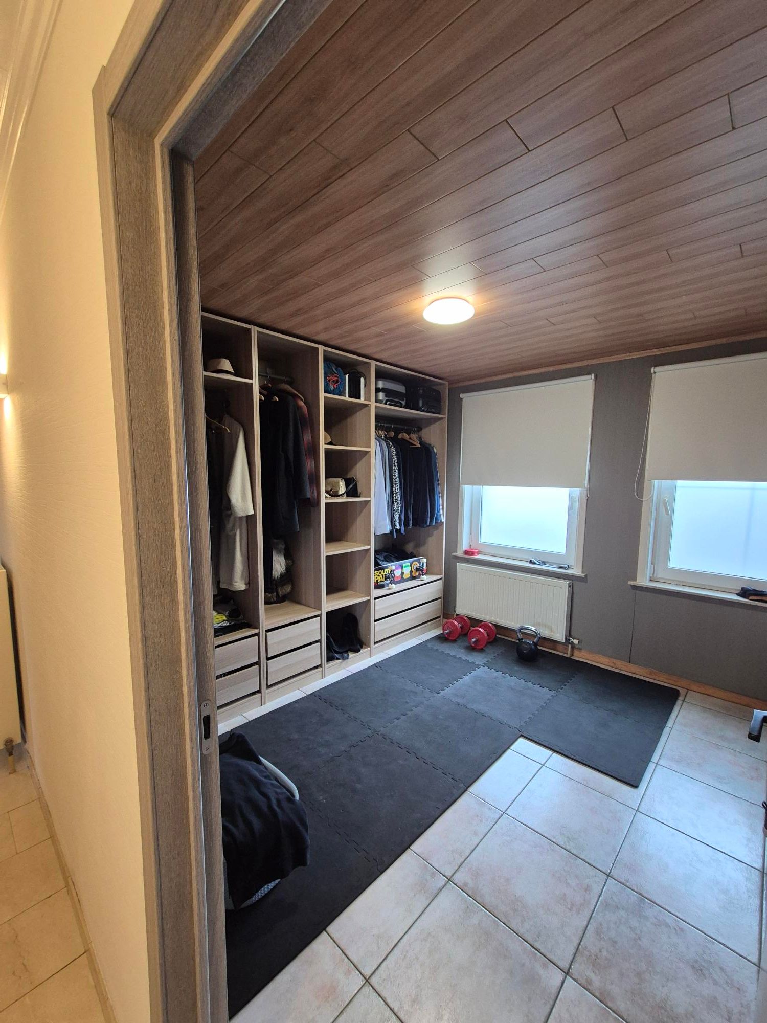 Instapklare woning met 4 slpk's en royale tuin met terras - foto 13