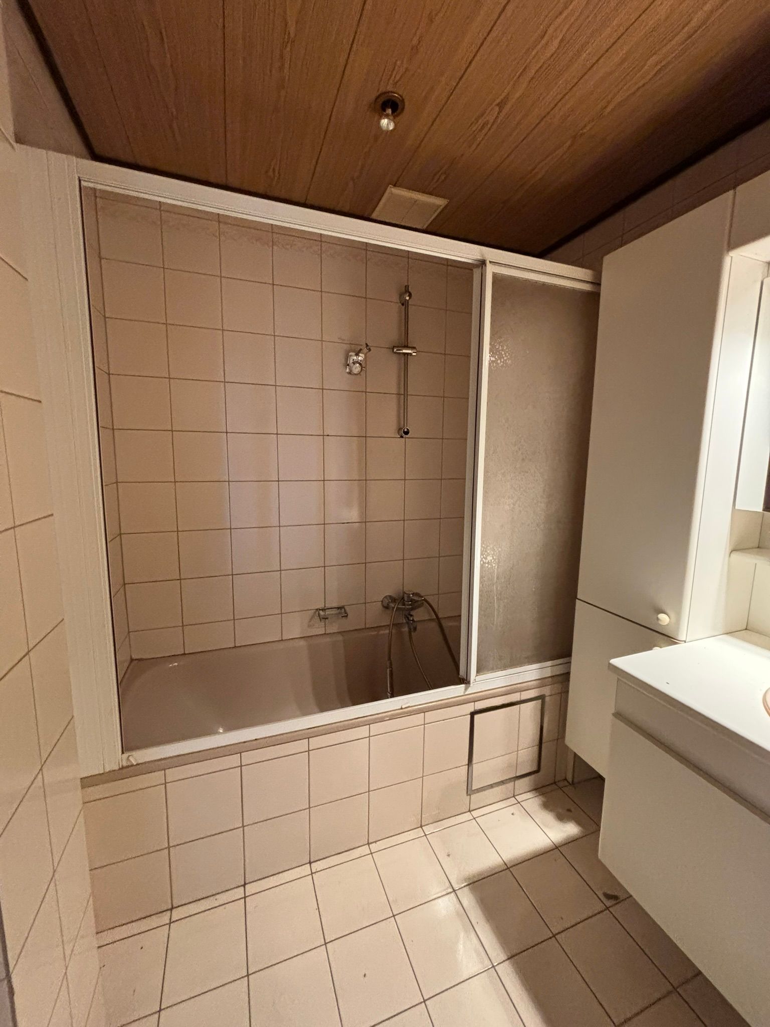 Ruim en lichtrijk appartement van 87 m2 op Bisschoppenhoflaan in 2100 Deurne - foto 5