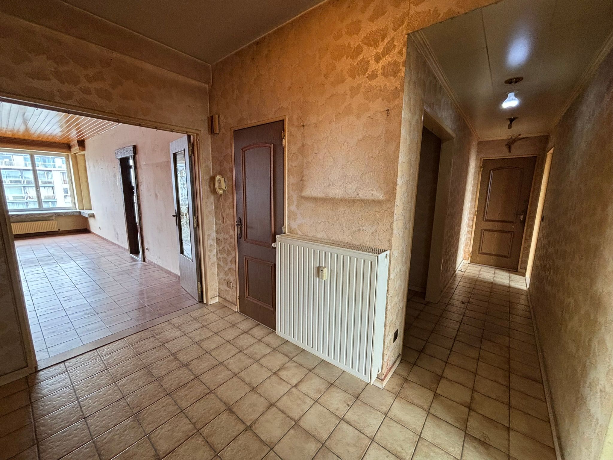 Ruim en lichtrijk appartement van 87 m2 op Bisschoppenhoflaan in 2100 Deurne - foto 4