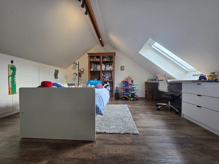 Volledig gerenoveerde woning in rustige omgeving - foto 7