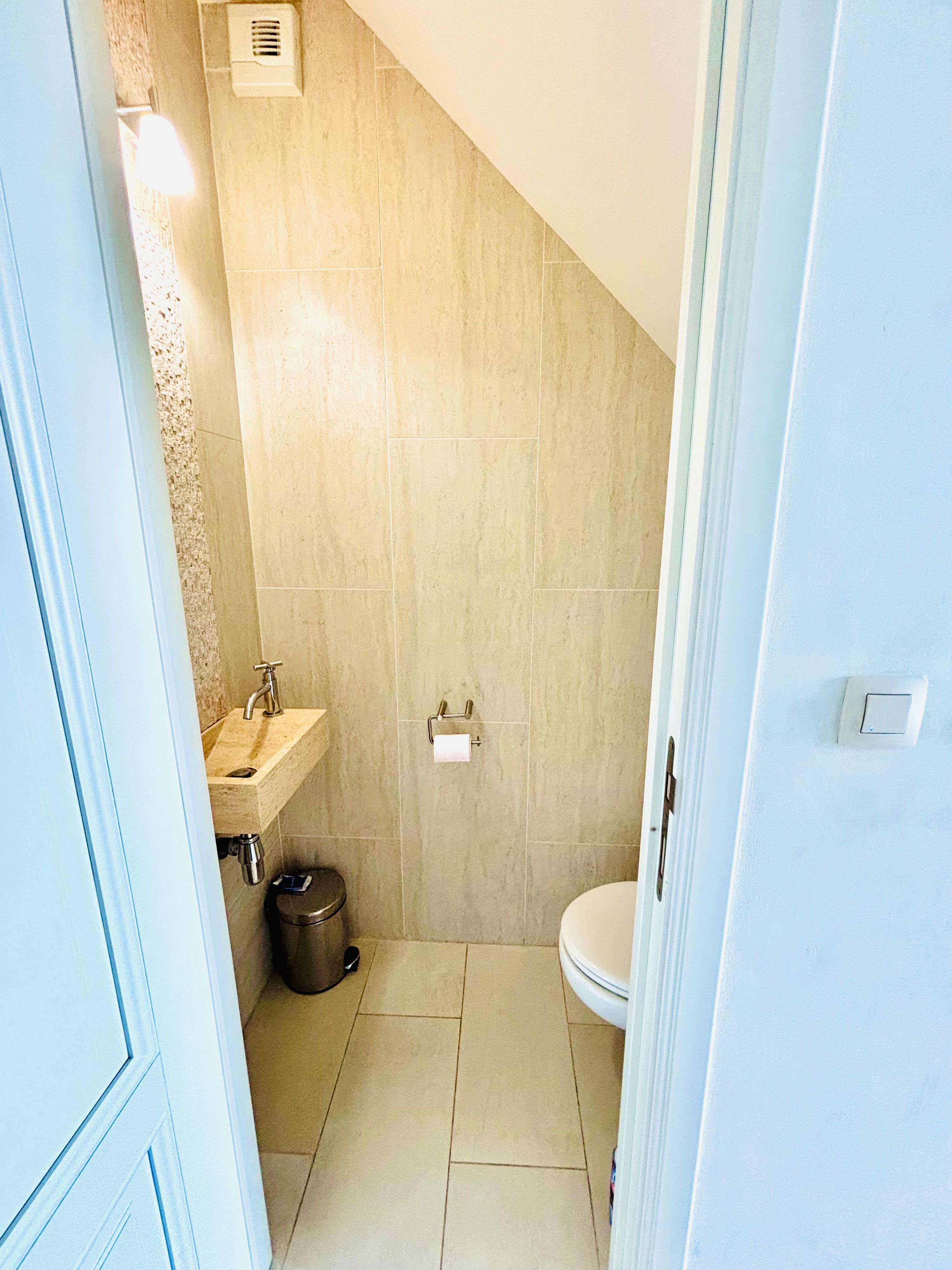 Prachtige halfopen woning te koop op toplocatie - foto 18
