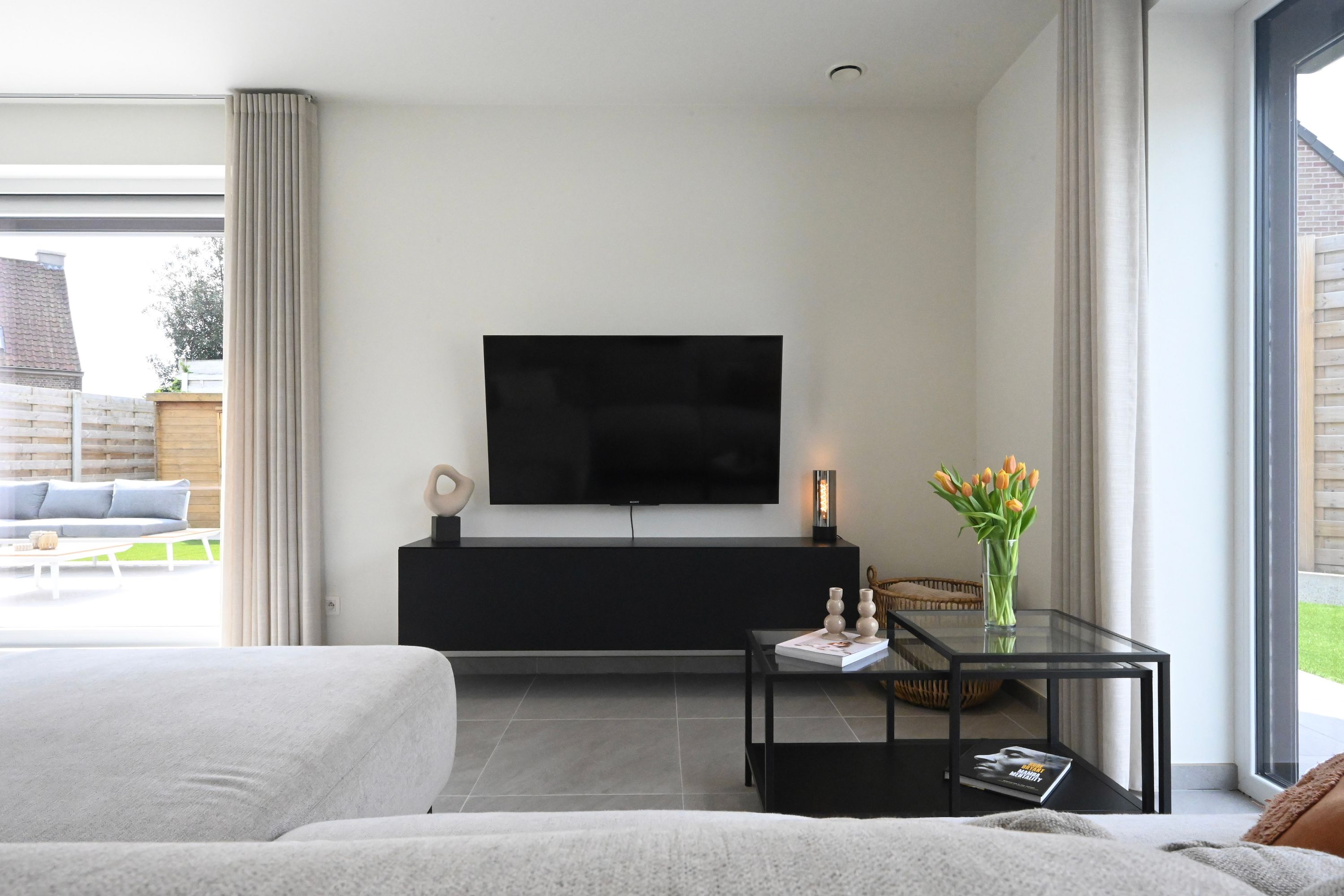 Recente, energiezuinige woning met zonnige tuin - foto 6