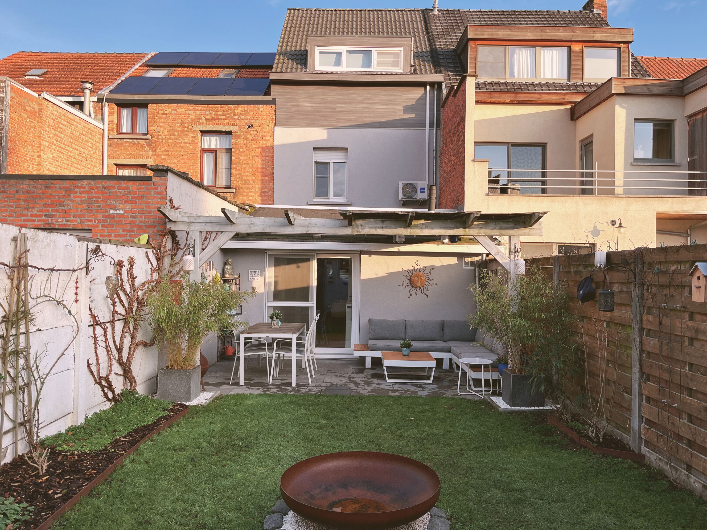 Instapklare, kwalitatief gerenoveerde gezinswoning met 3 slaapkamers en zuidtuin - foto 12