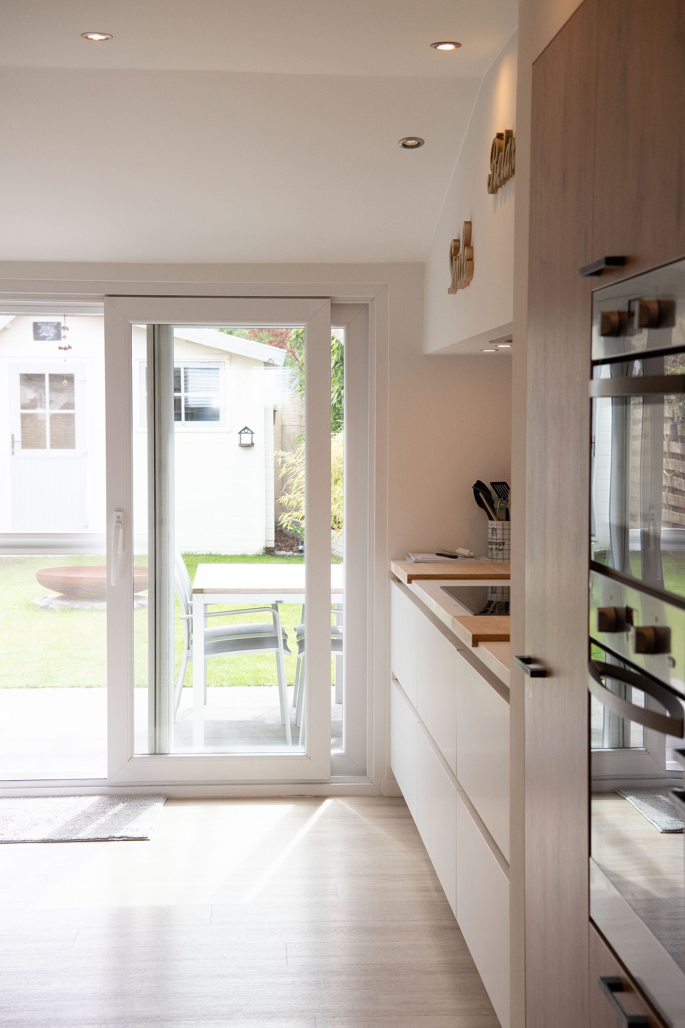 Instapklare woning (EPC B) met zonnige tuin in rustige straat - foto 8