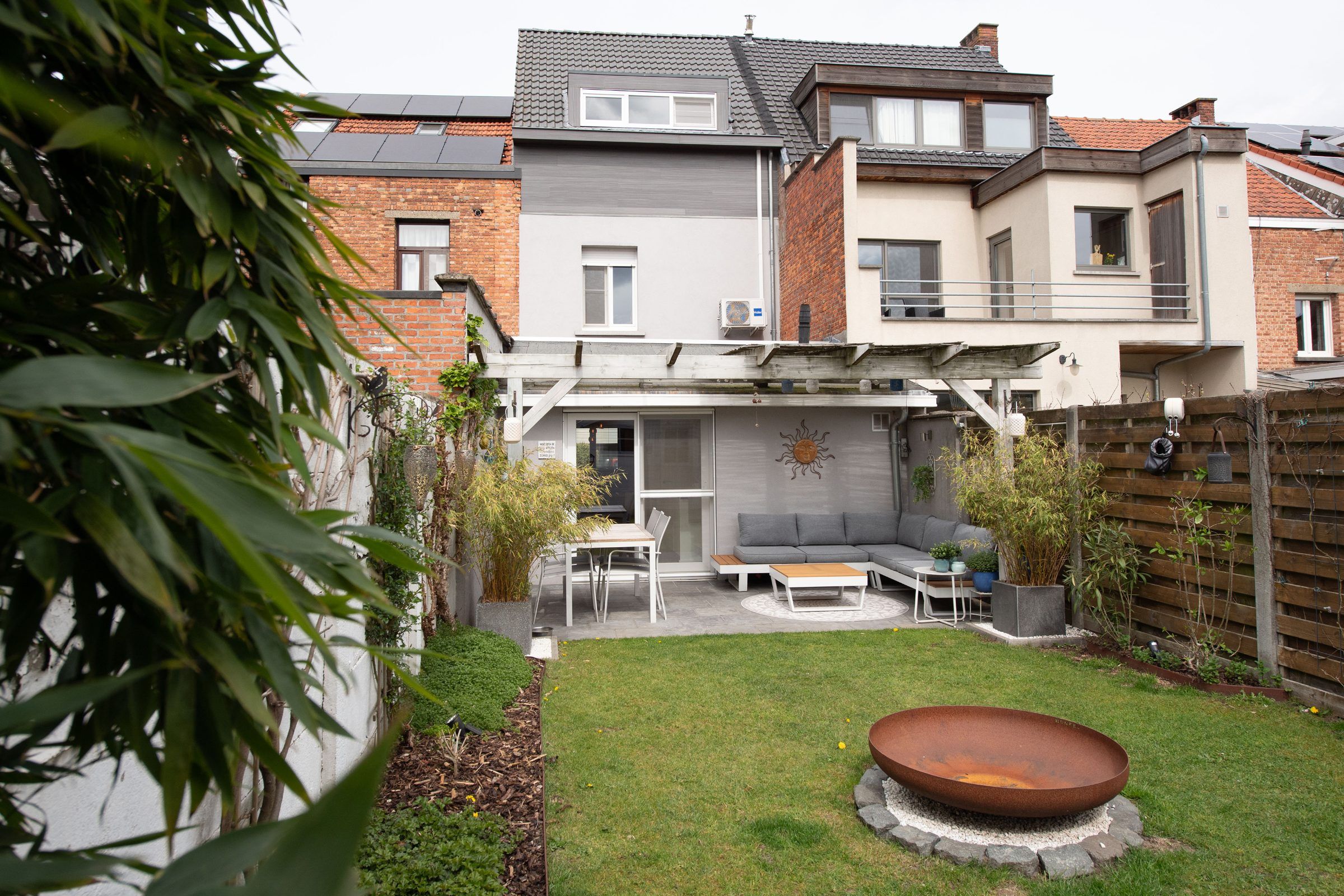 Instapklare woning (EPC B) met zonnige tuin in rustige straat - foto 12
