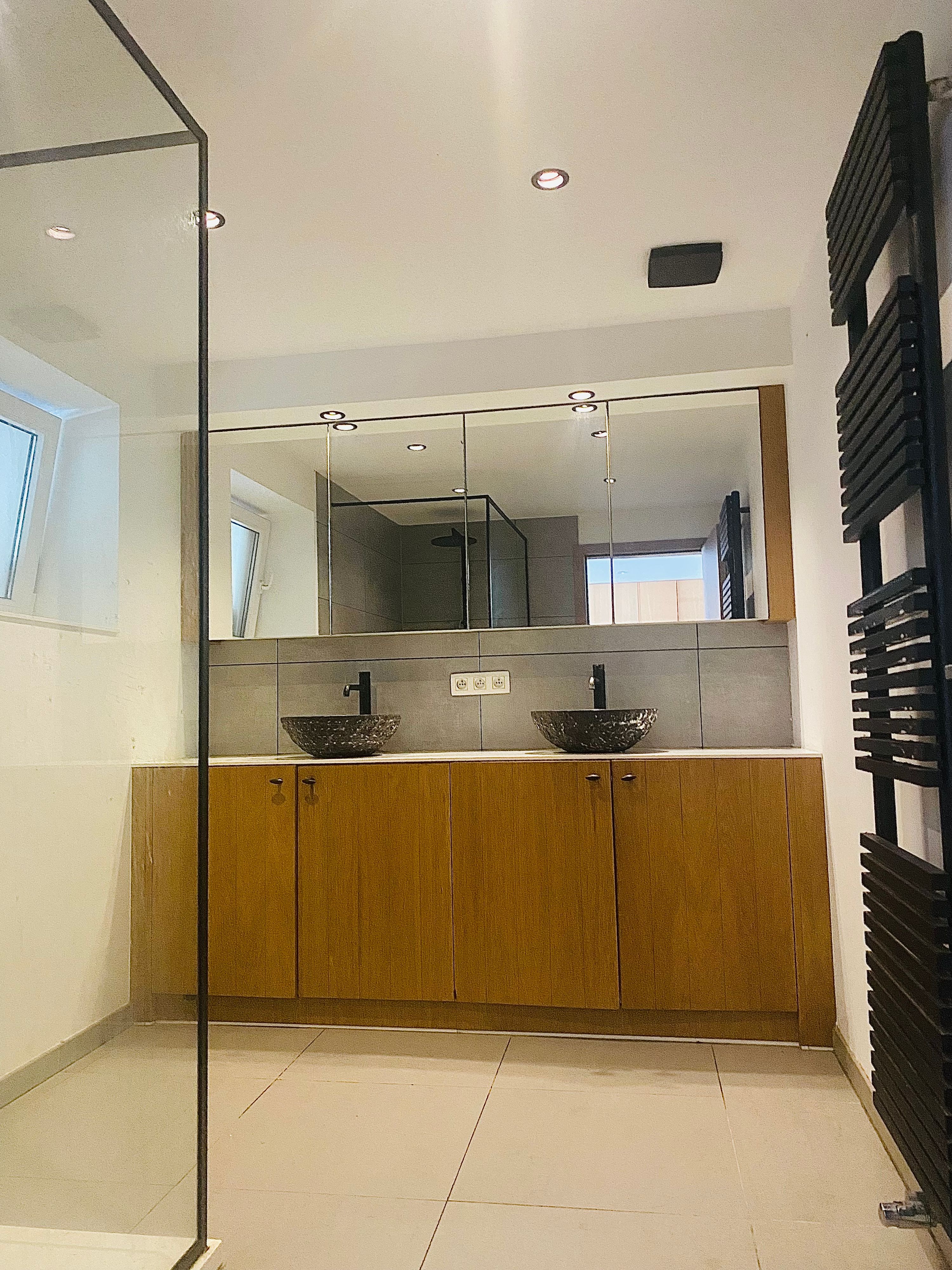 Gerenoveerde woning met 3 slpk, tuin en jacuzzi  - foto 5