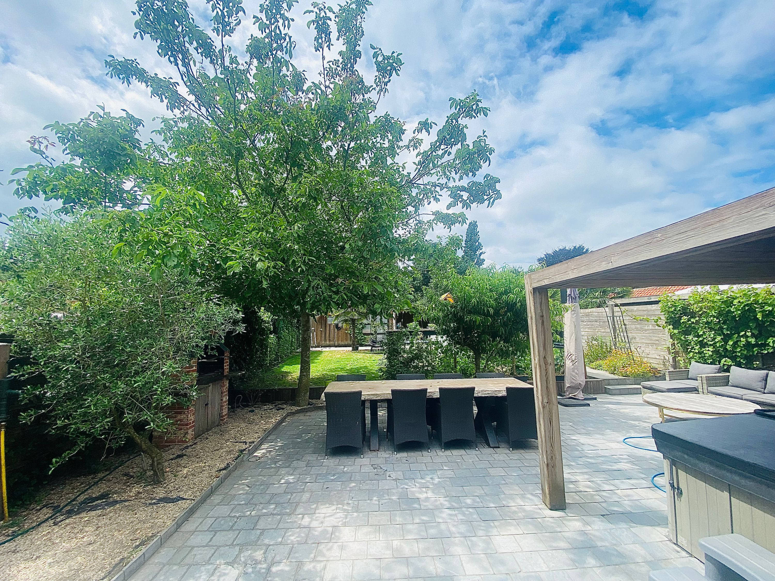 Gerenoveerde woning met 3 slpk, tuin en jacuzzi  - foto 10