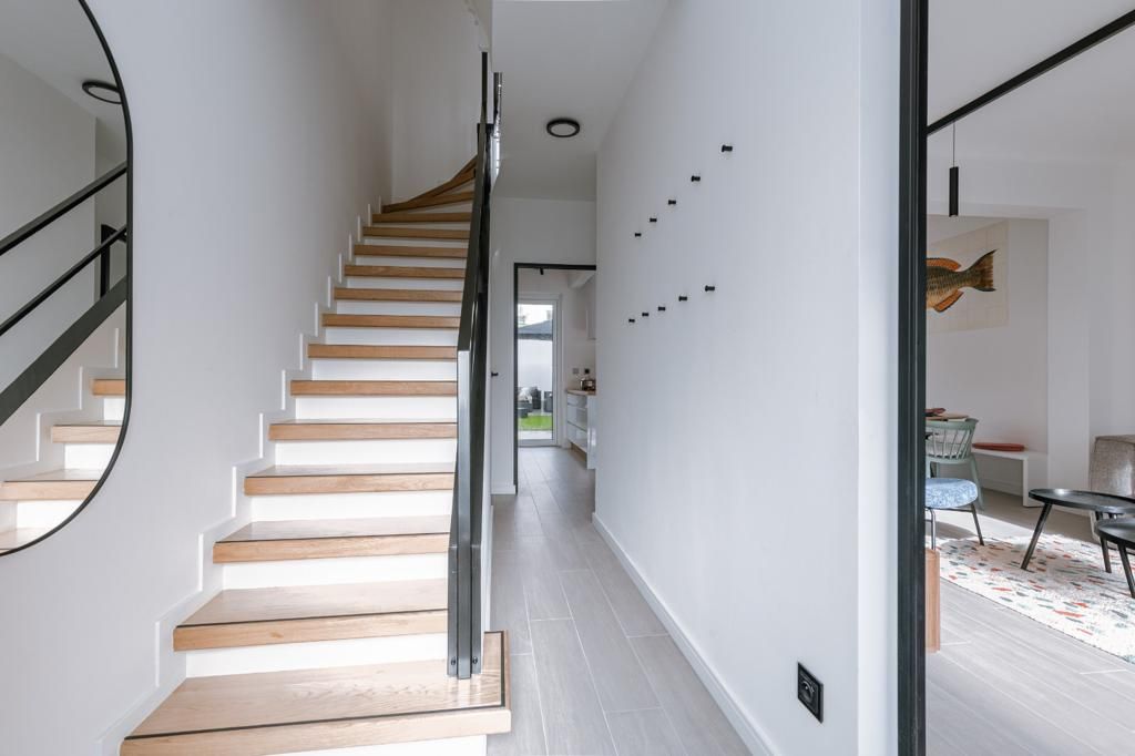 Instapklaar huis met 4slpk en tuinterras op 350m van zee en duinen - foto 13