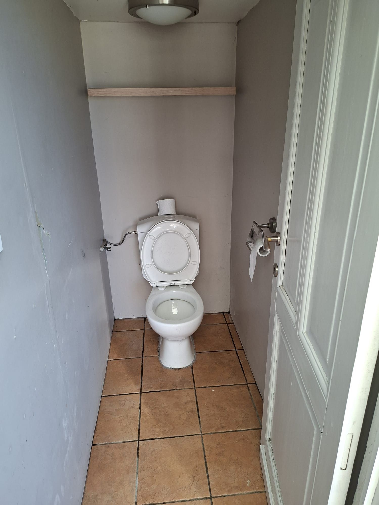 Charmante rijwoning met authentieke elementen en 6 slaapkamers en tuin - foto 8