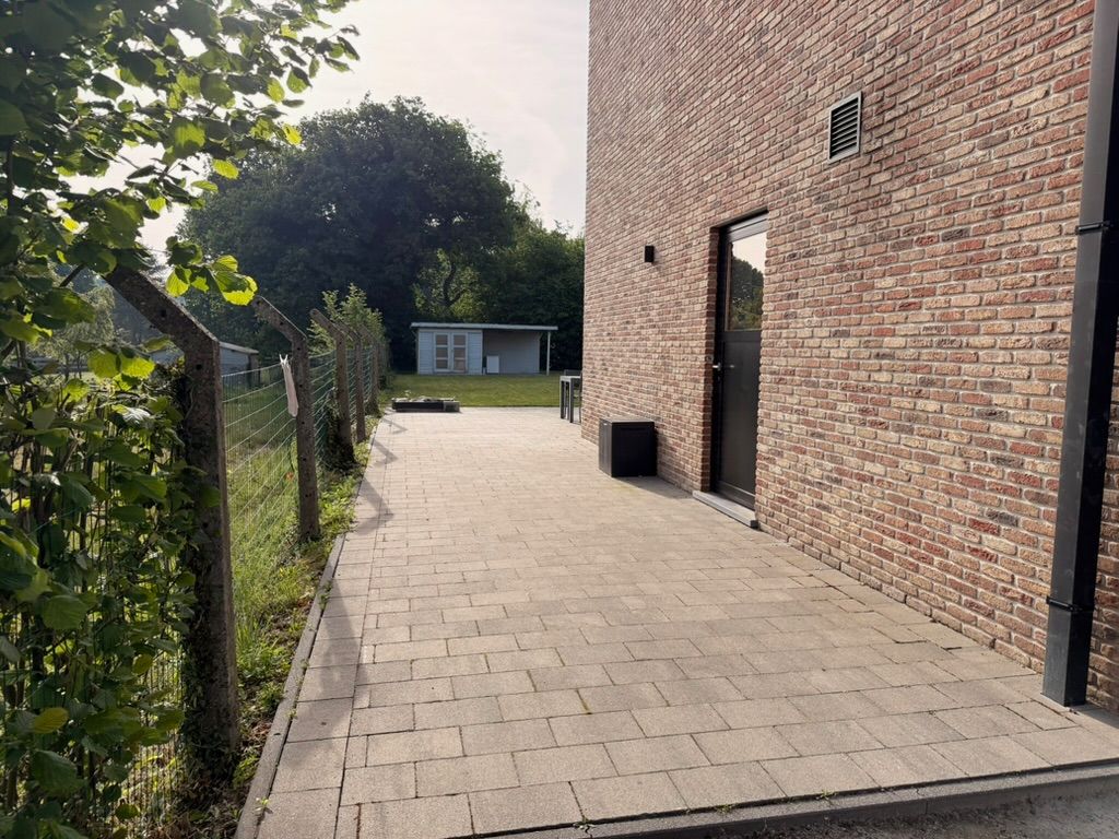 Halfopen bebouwing 144 m2 in Houthalen-Helchteren - foto 9