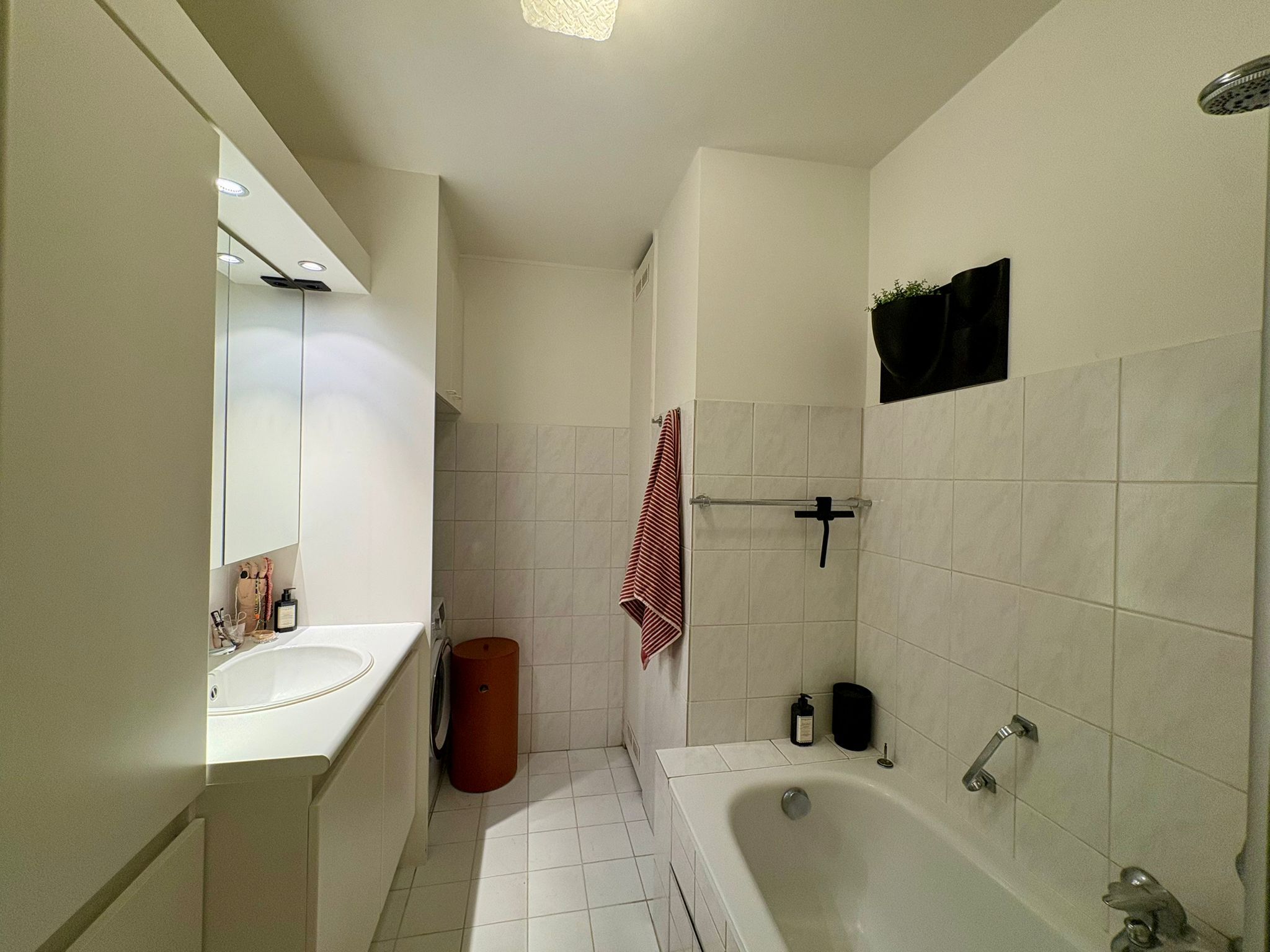 Instapklaar gelijkvloers appartement met gemeenschappelijke tuin - foto 6