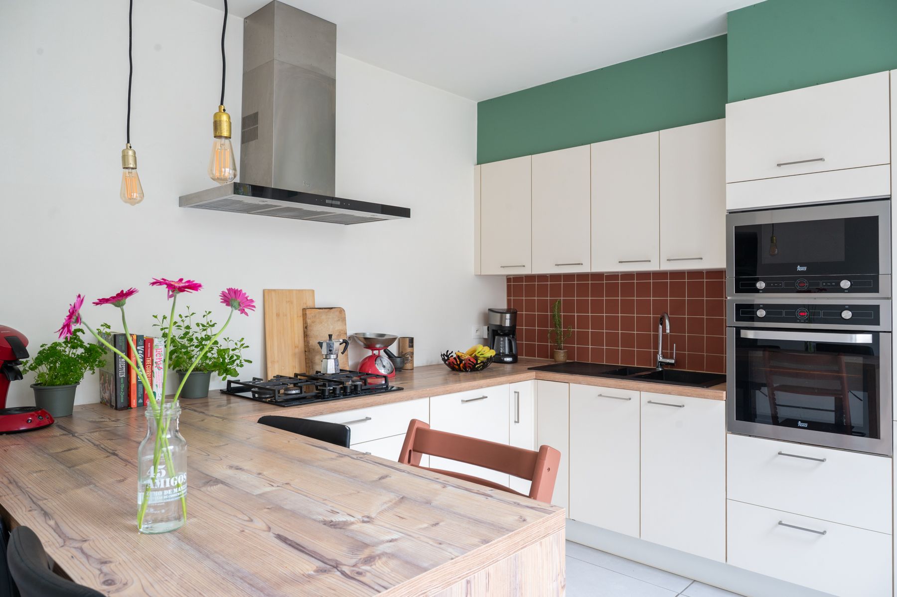 Instapklare woning in hartje Sint-Amandsberg - foto 2