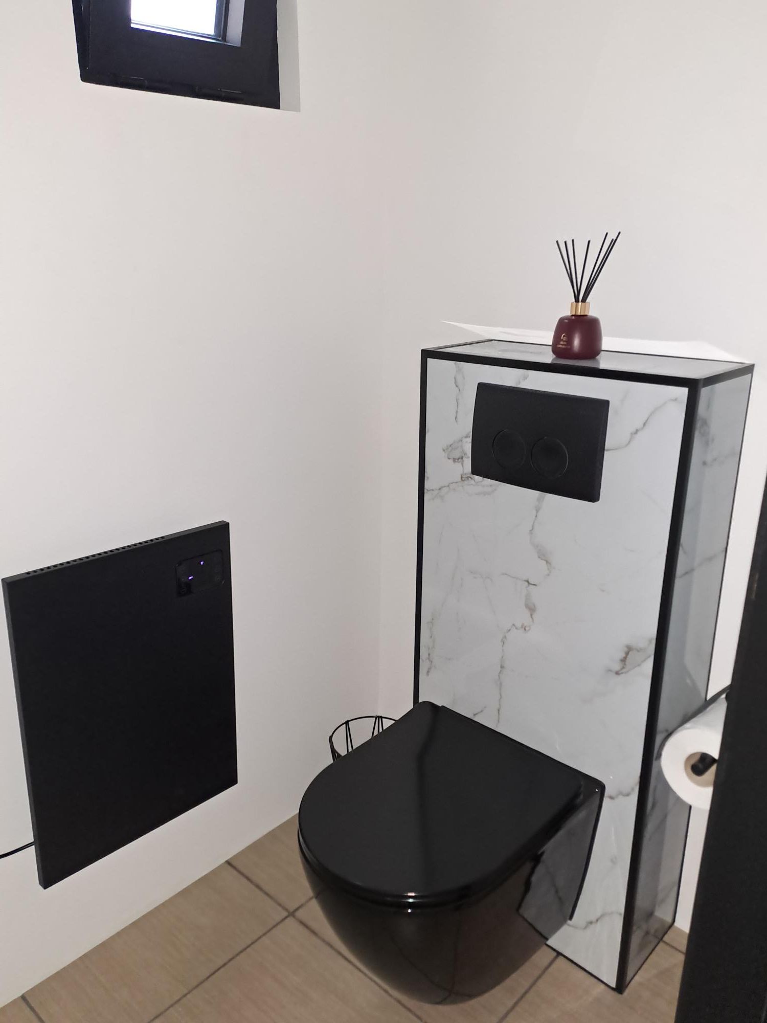 Mooi gerenoveerde en verrassend ruime woning in het hart van Stabroek. - foto 2