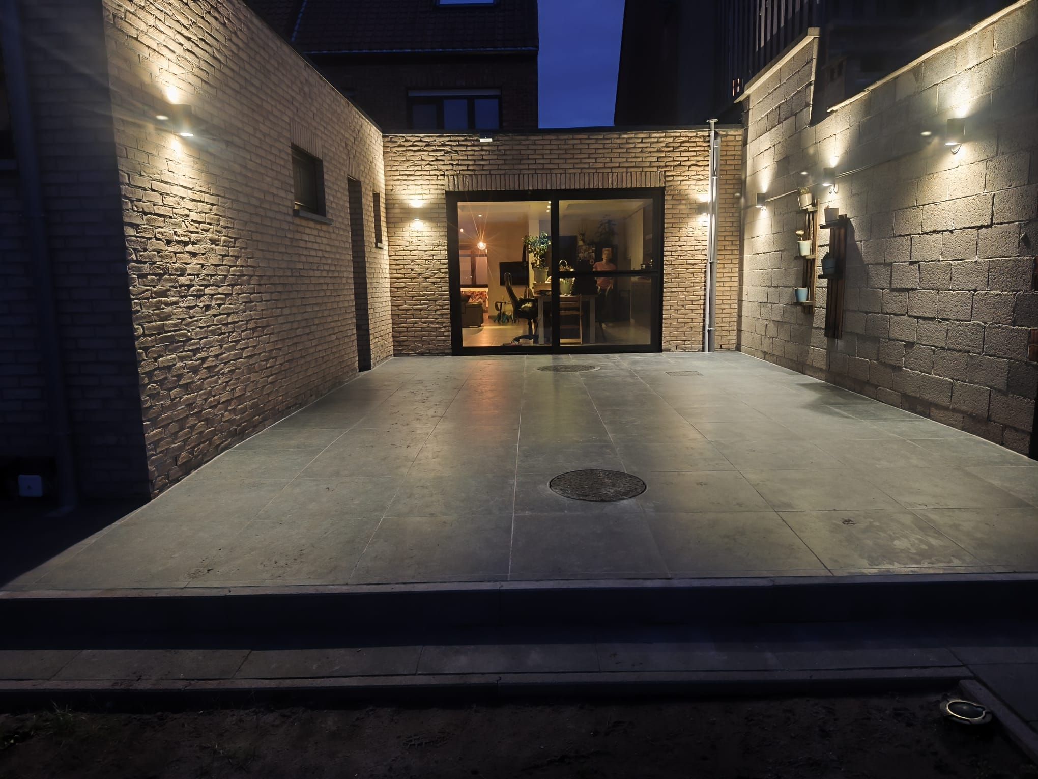 Mooi gerenoveerde en verrassend ruime woning in het hart van Stabroek. - foto 10