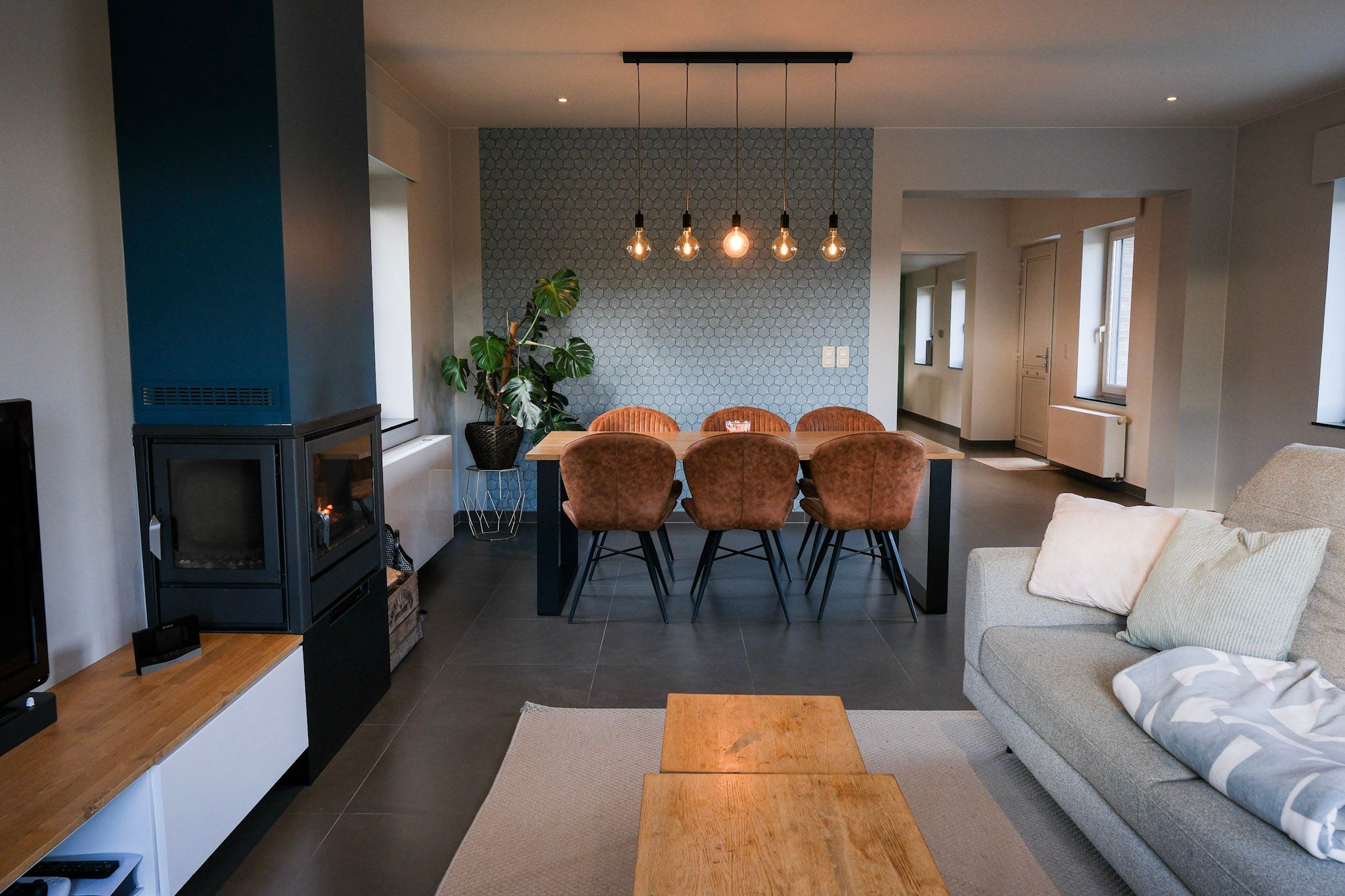 Instapklare gezinswoning met XL-garage in Essene! - foto 3