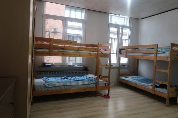 goed gelegen grote huis met tuin om te renoveren. - foto 8