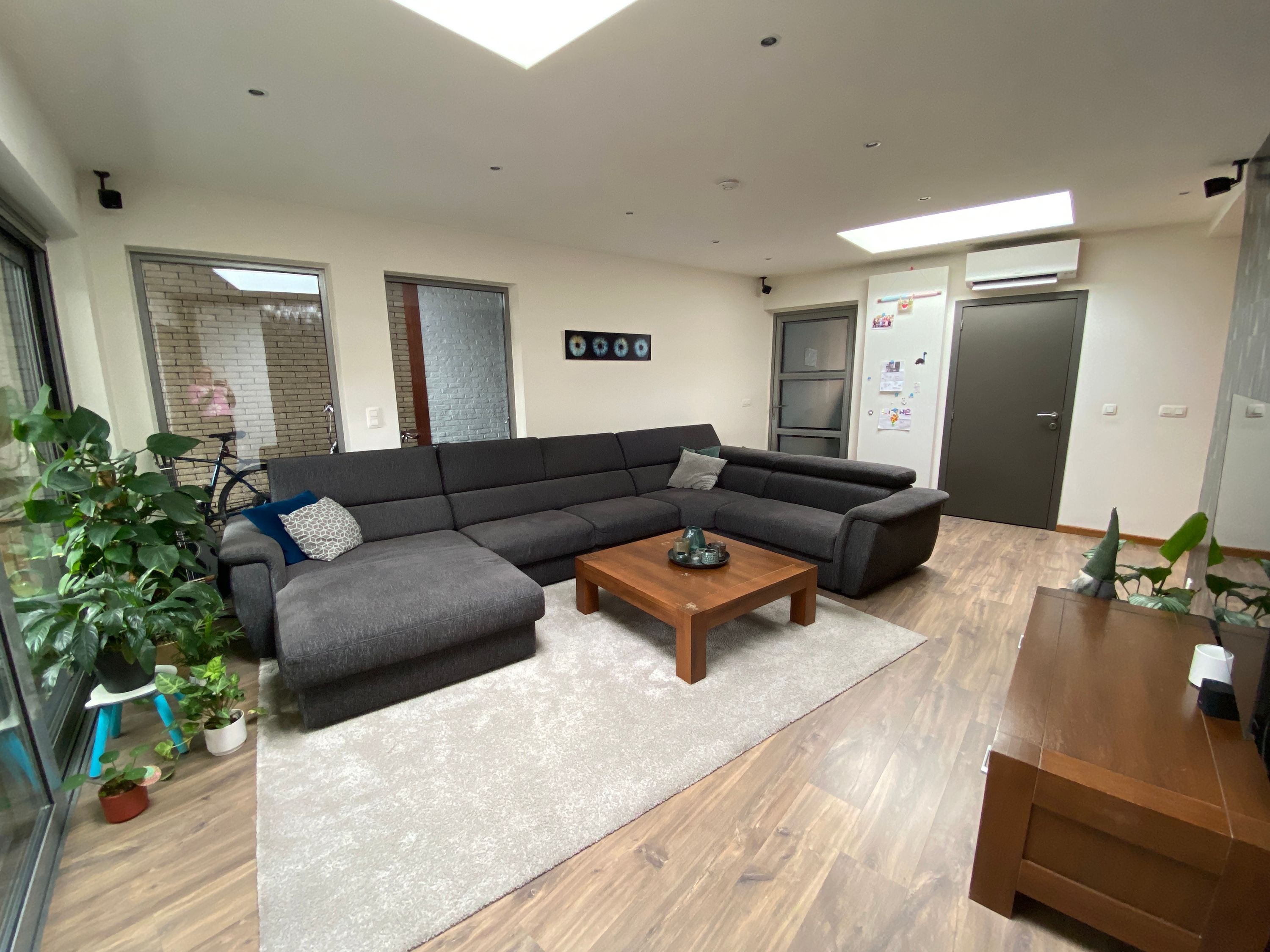 Energiezuinige gerenoveerde woning met tuin en garage in het centrum van Niel - foto 3