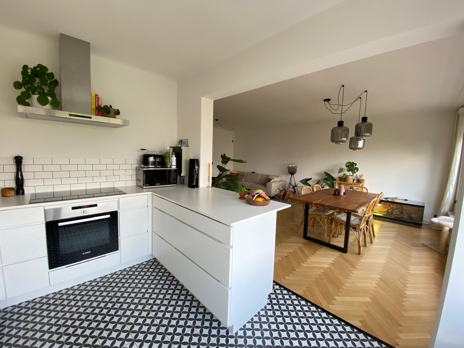 Lichtrijk gerenoveerd 3 slpk appartement  - foto 4