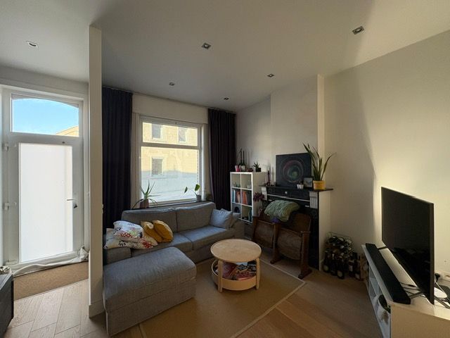 RUSTIG GELEGEN CHARMANTE, RECENT GERENOVEERDE RIJWONING  - foto 3