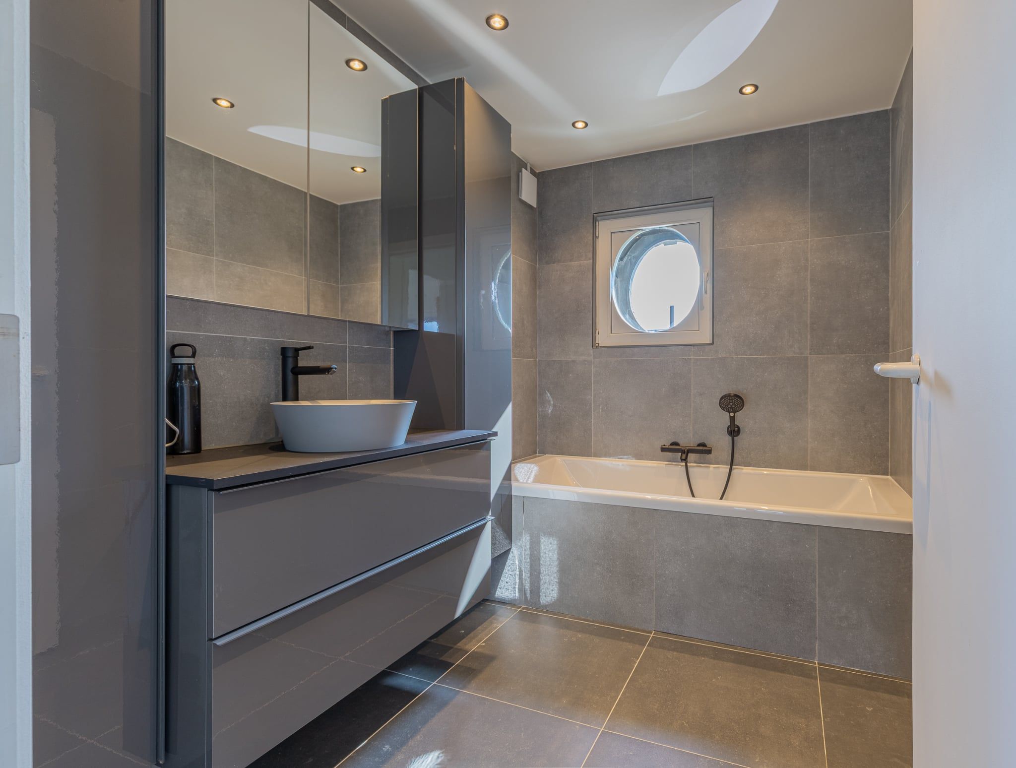 Exclusief gerenoveerde herenwoning op 44 are te koop met epc -20 - foto 4