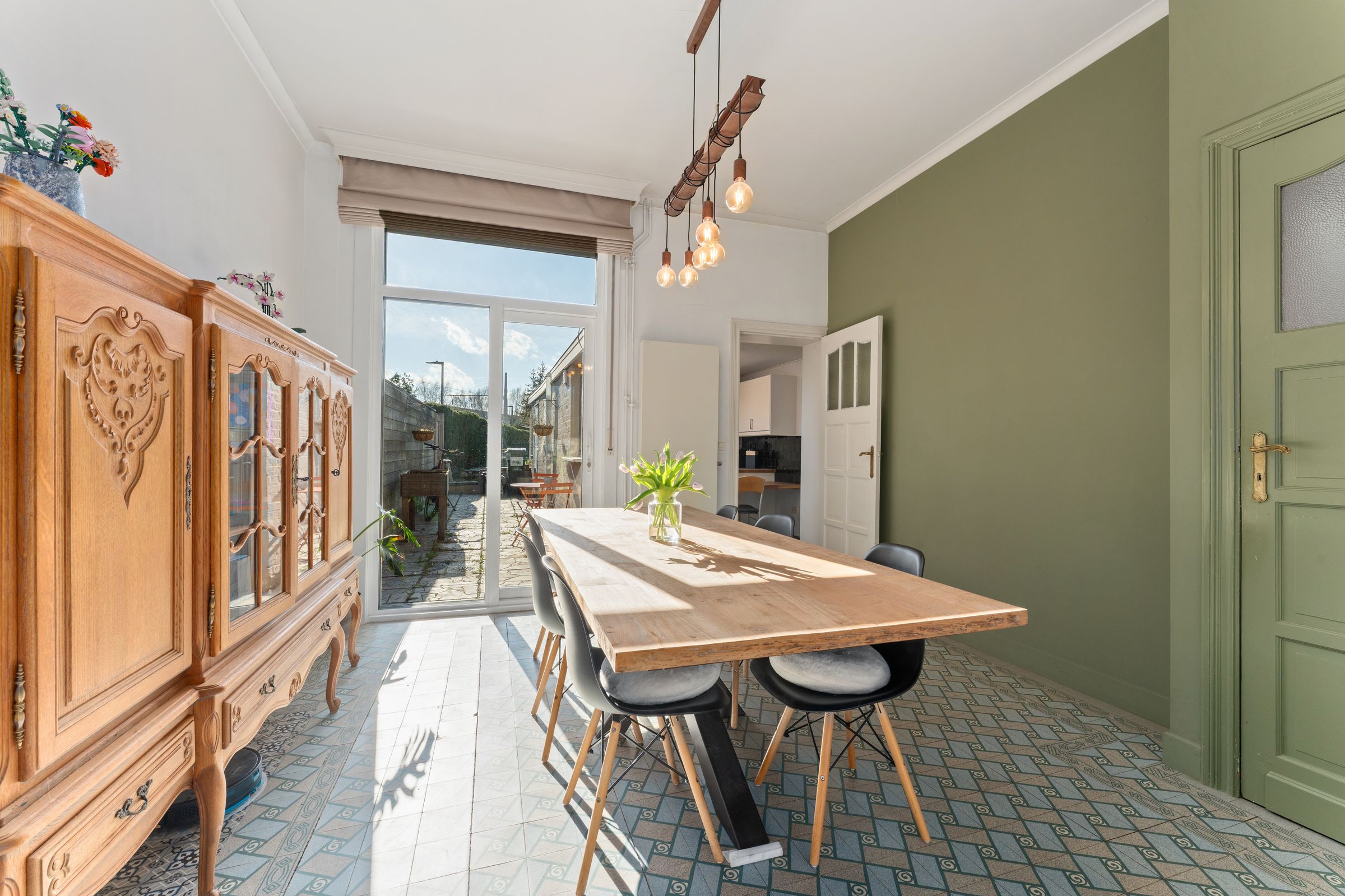 Instapklare, lichtrijke woning met authentieke charme – startprijs €259.000 - foto 3