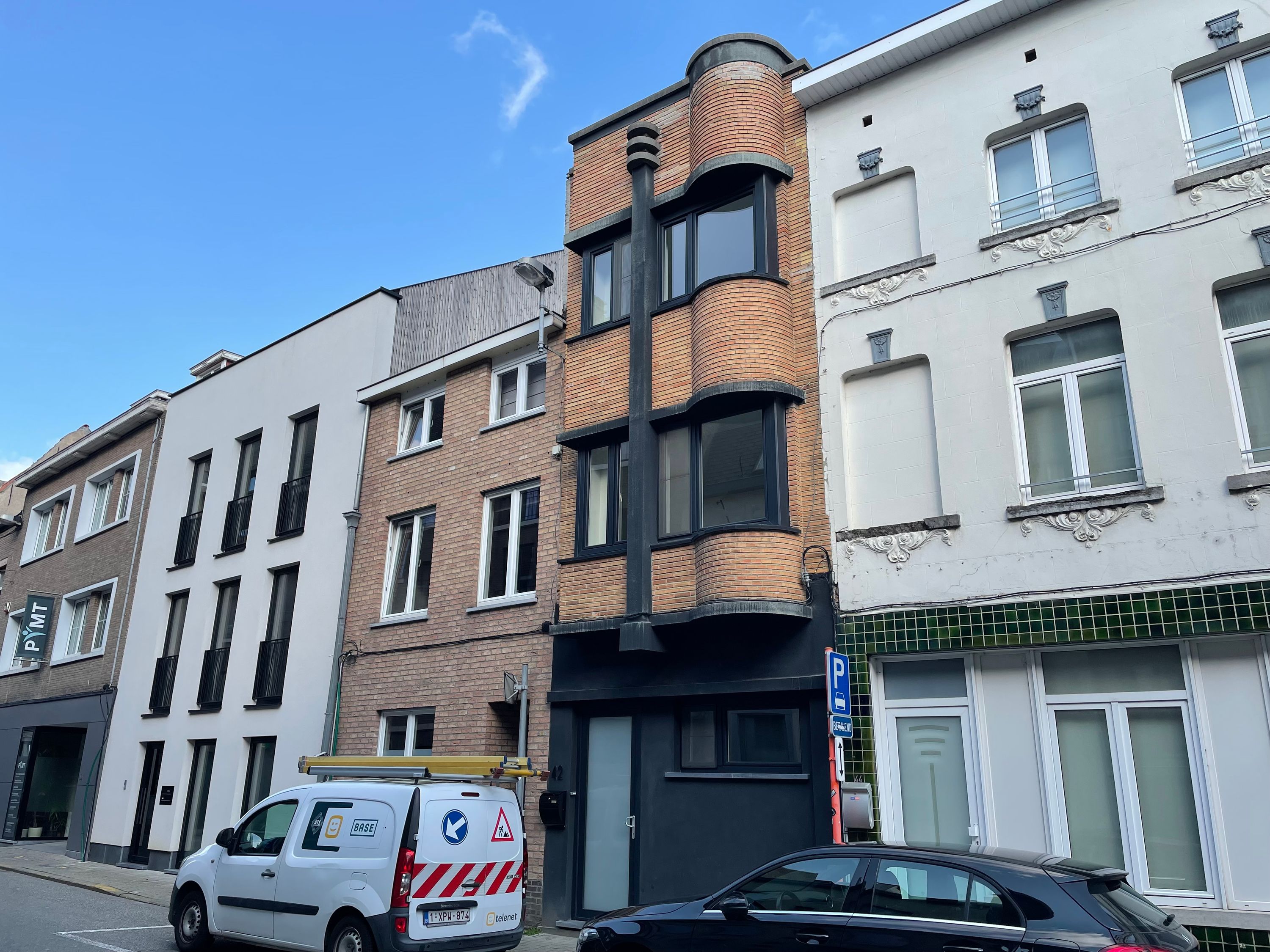 Instapklare, volledig gerenoveerde woning met oostgericht terras, op slechts 400 - foto 4