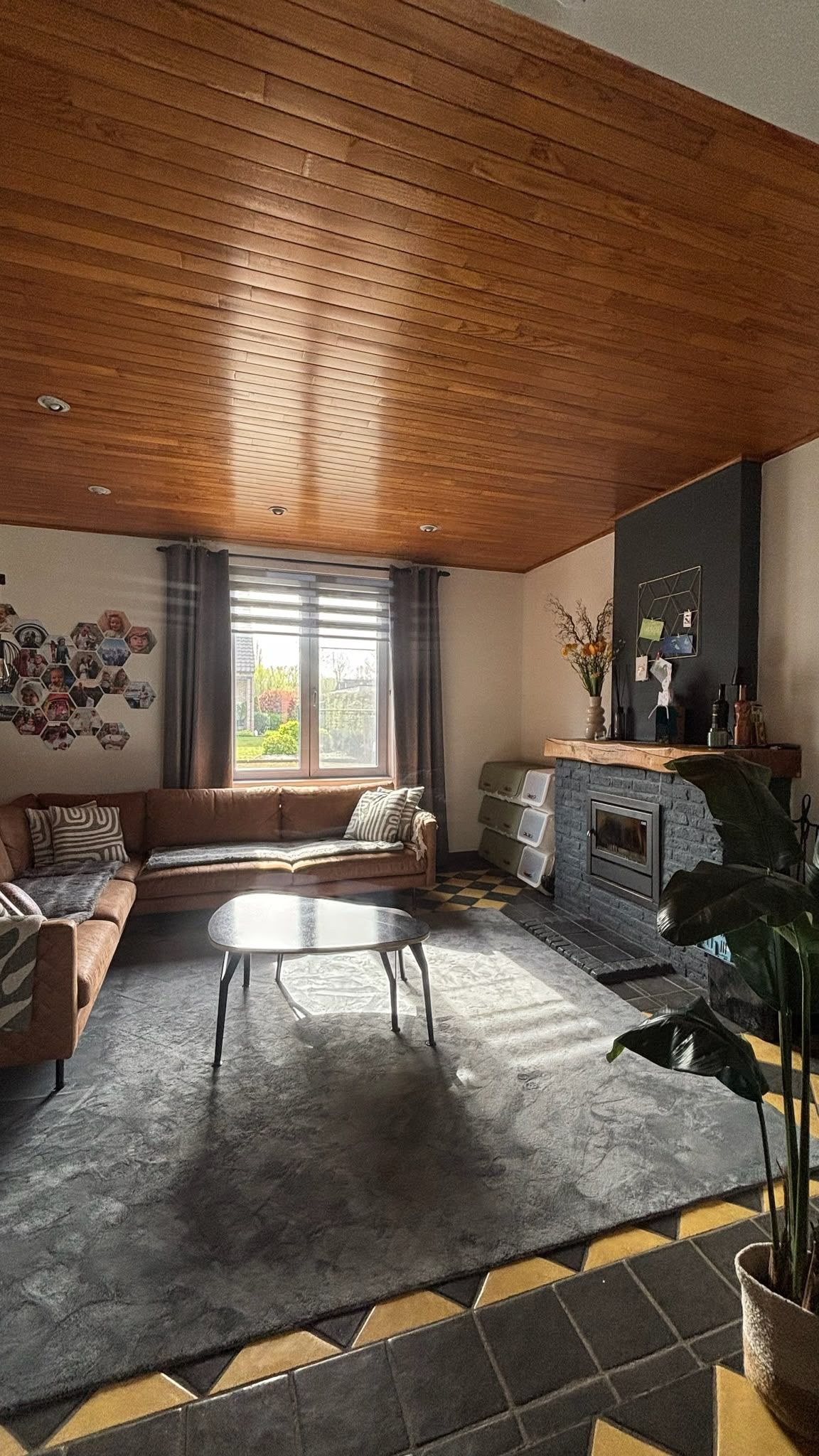 Instapklare halfopen bebouwing met apart kantoor en grote tuin op 8a50 - foto 2