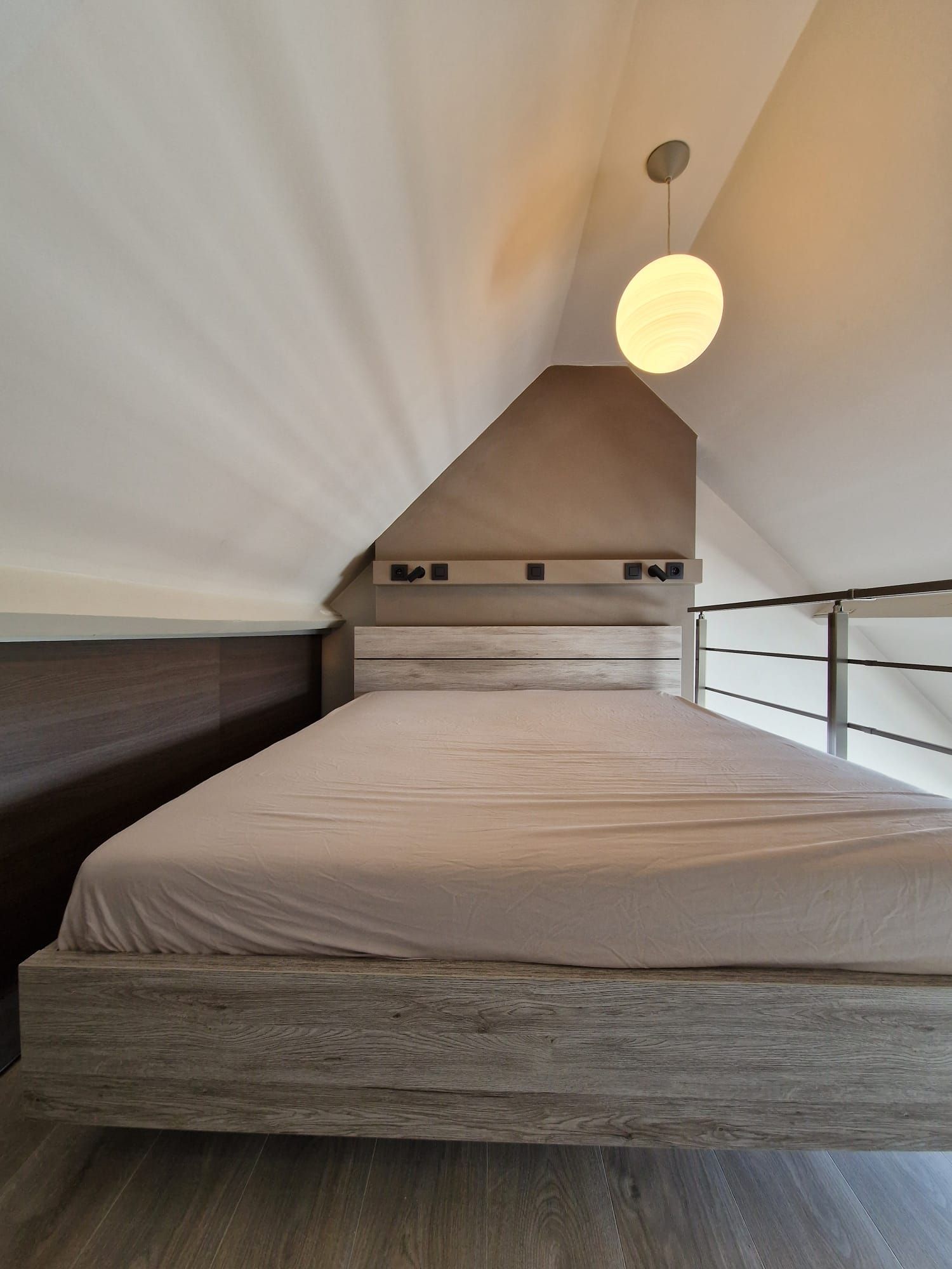 Unieke en lichtrijke dakappartement met mezzanine - foto 7