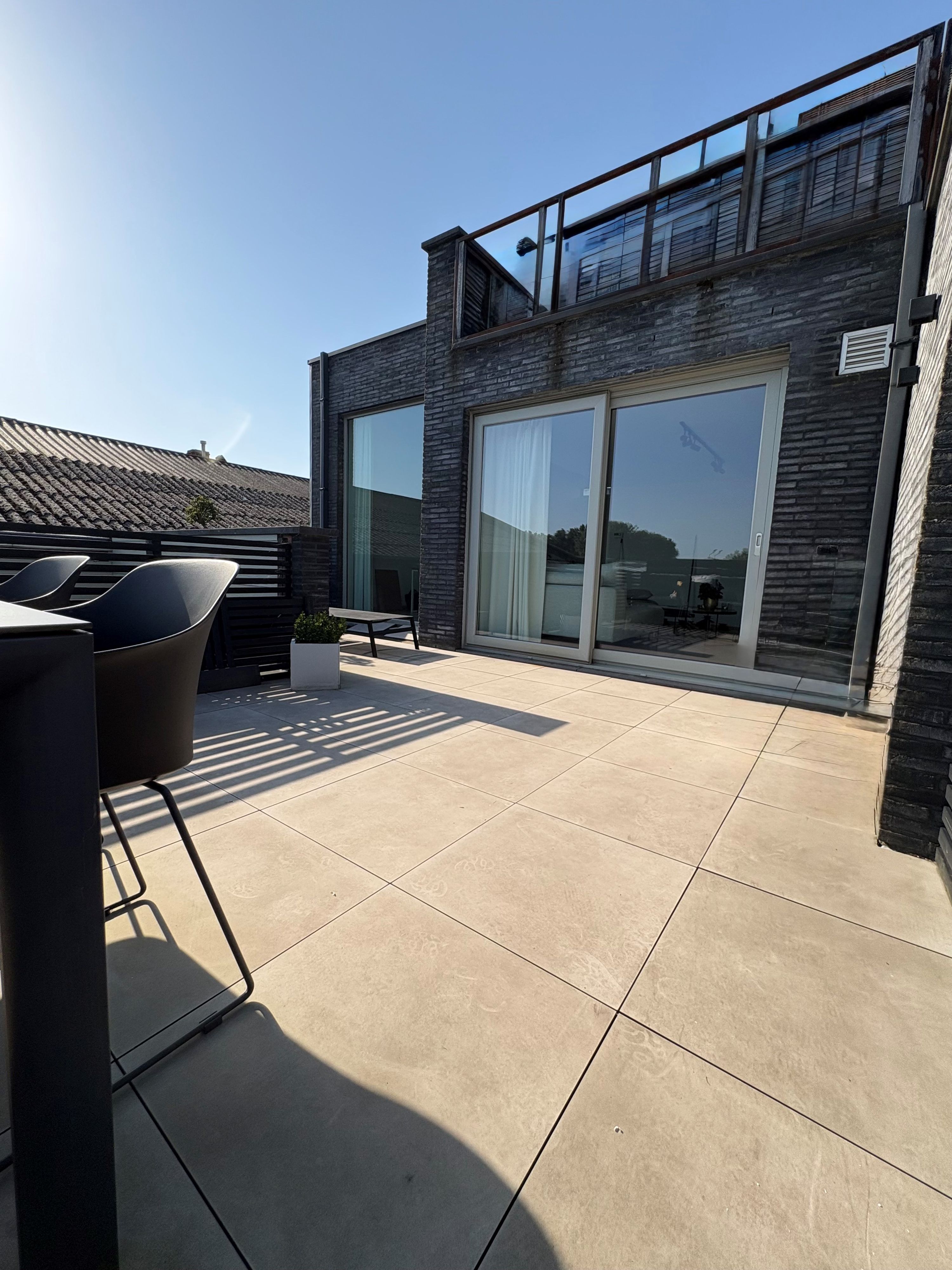 Lichtrijk appartement met aangenaam terras - geen syndickosten - foto 5