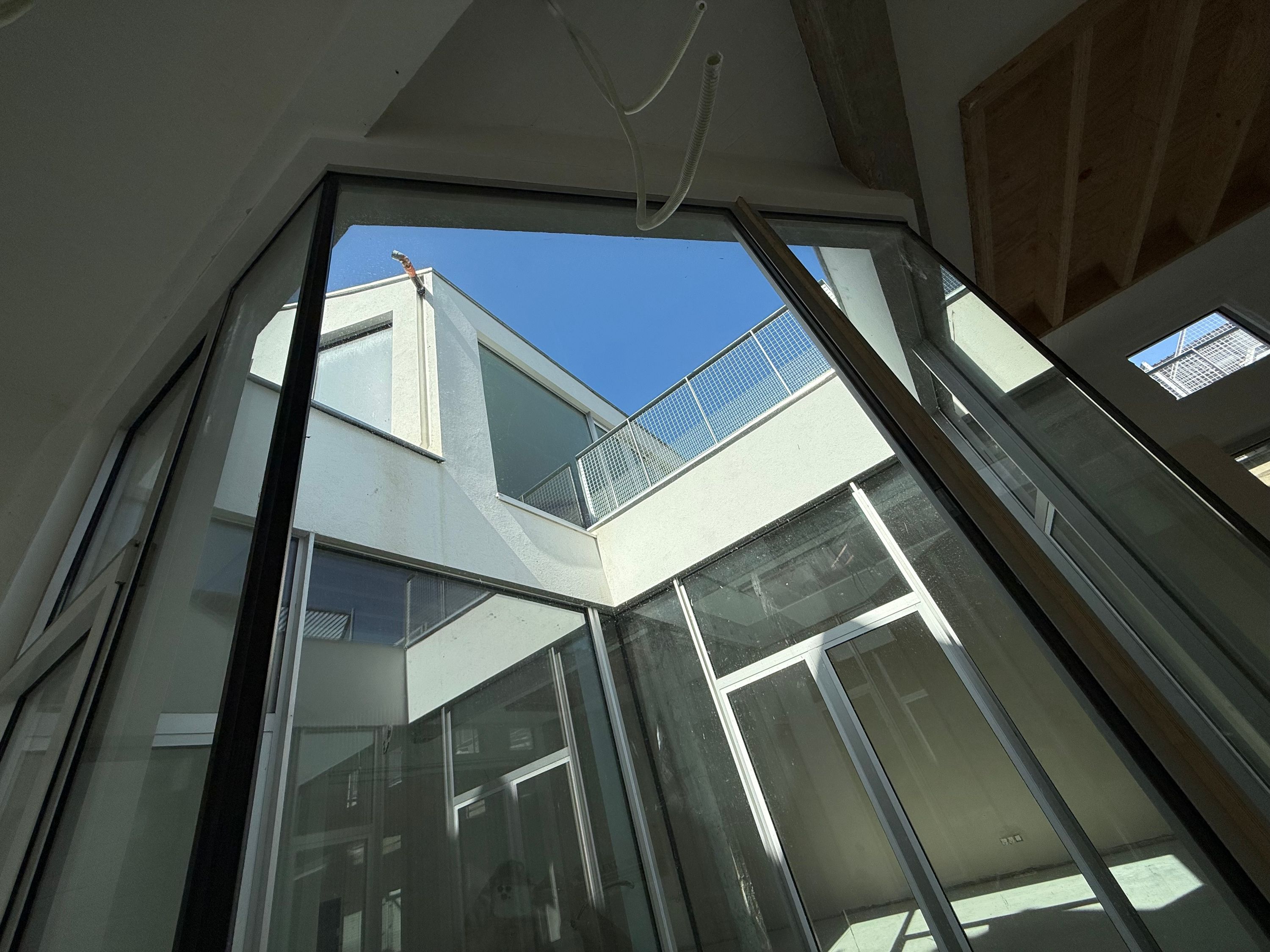 centraal gelegen lichtrijke patio-woning - foto 6