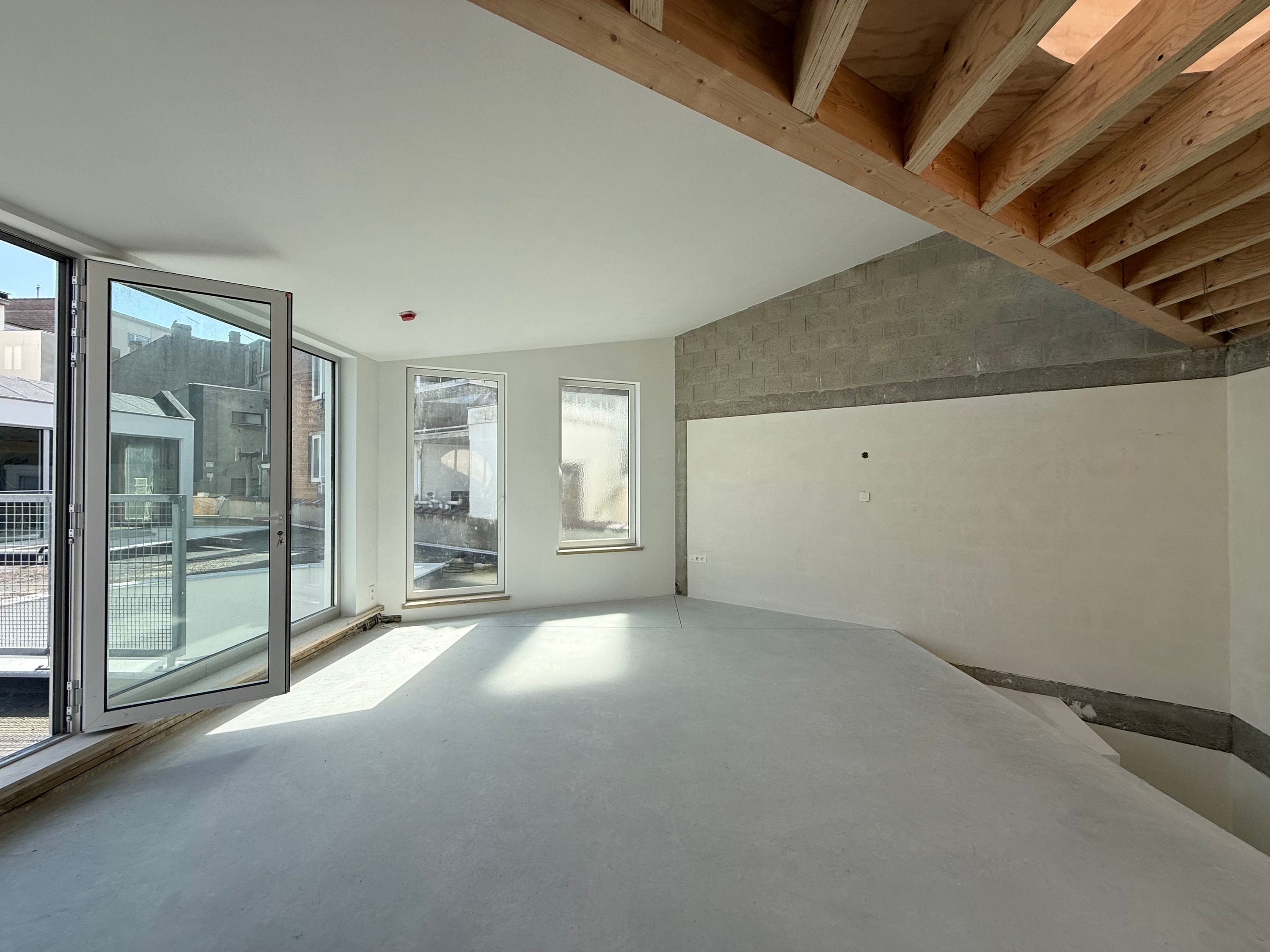 centraal gelegen lichtrijke patio-woning - foto 7