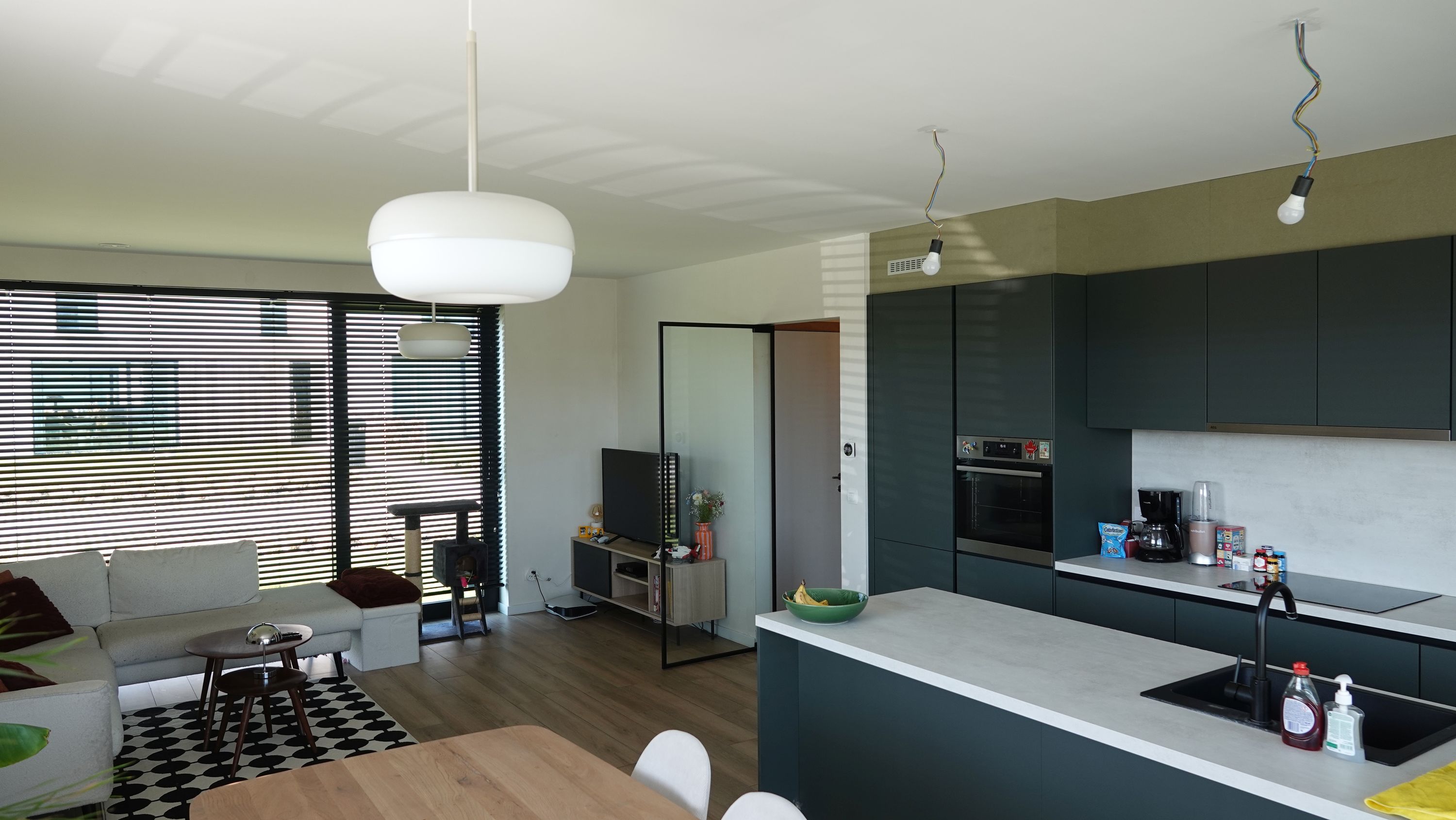 Recente halfopen woning in rustige verkaveling - foto 4