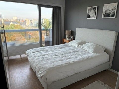 Lichtrijk 2-slkm app met terras en panoramisch zicht - foto 7