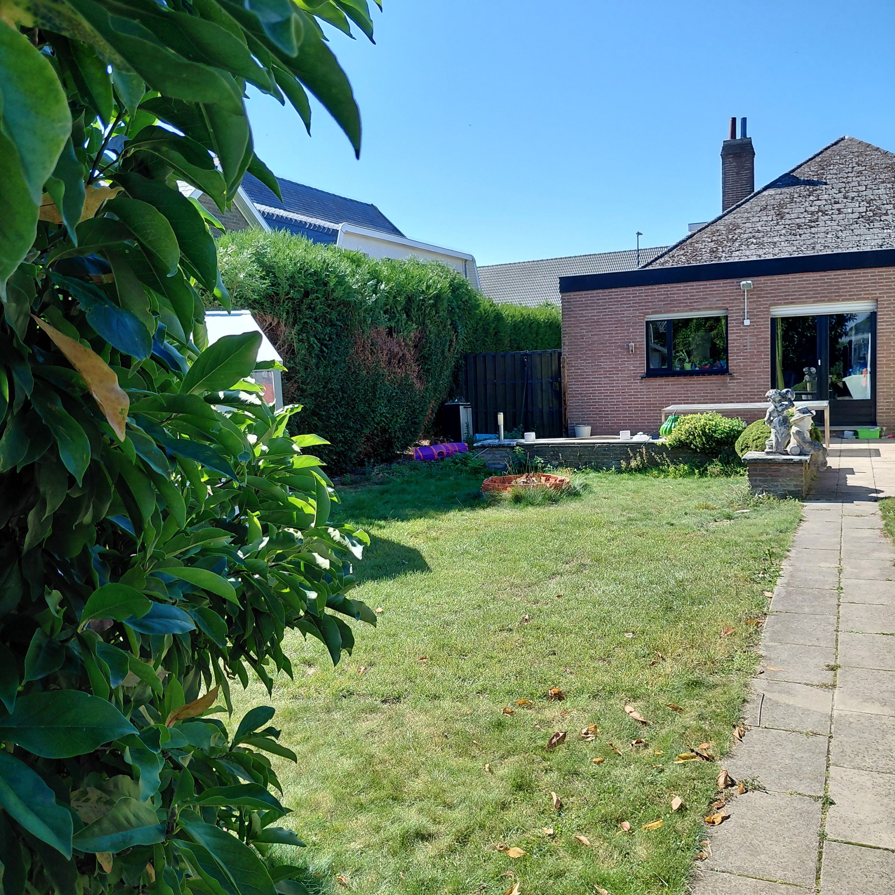 Bungalow met bovenverdieping en grote tuin, groene omgeving - foto 3