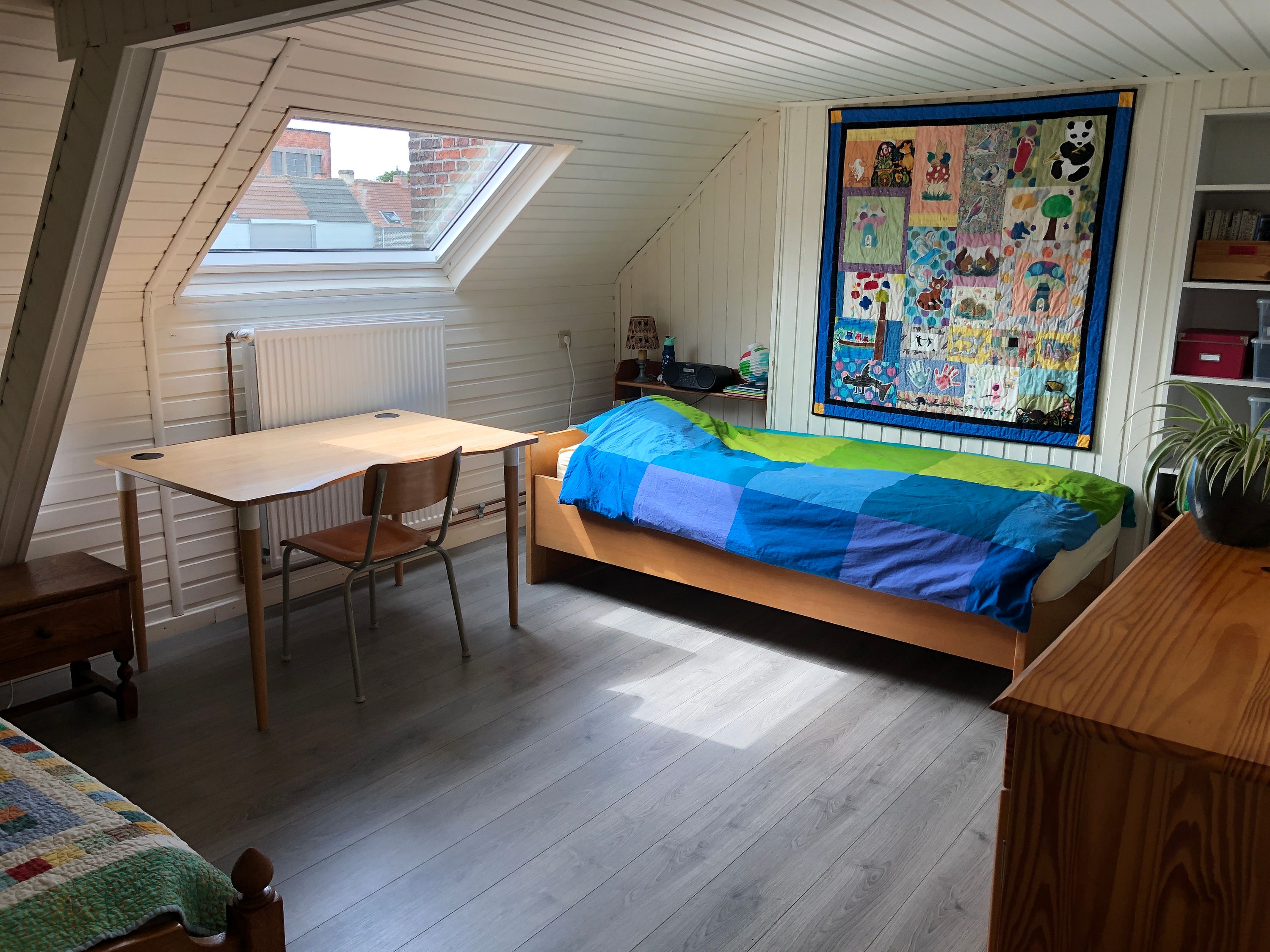 Ruime rijwoning met weelderige tuin in Gent - foto 8